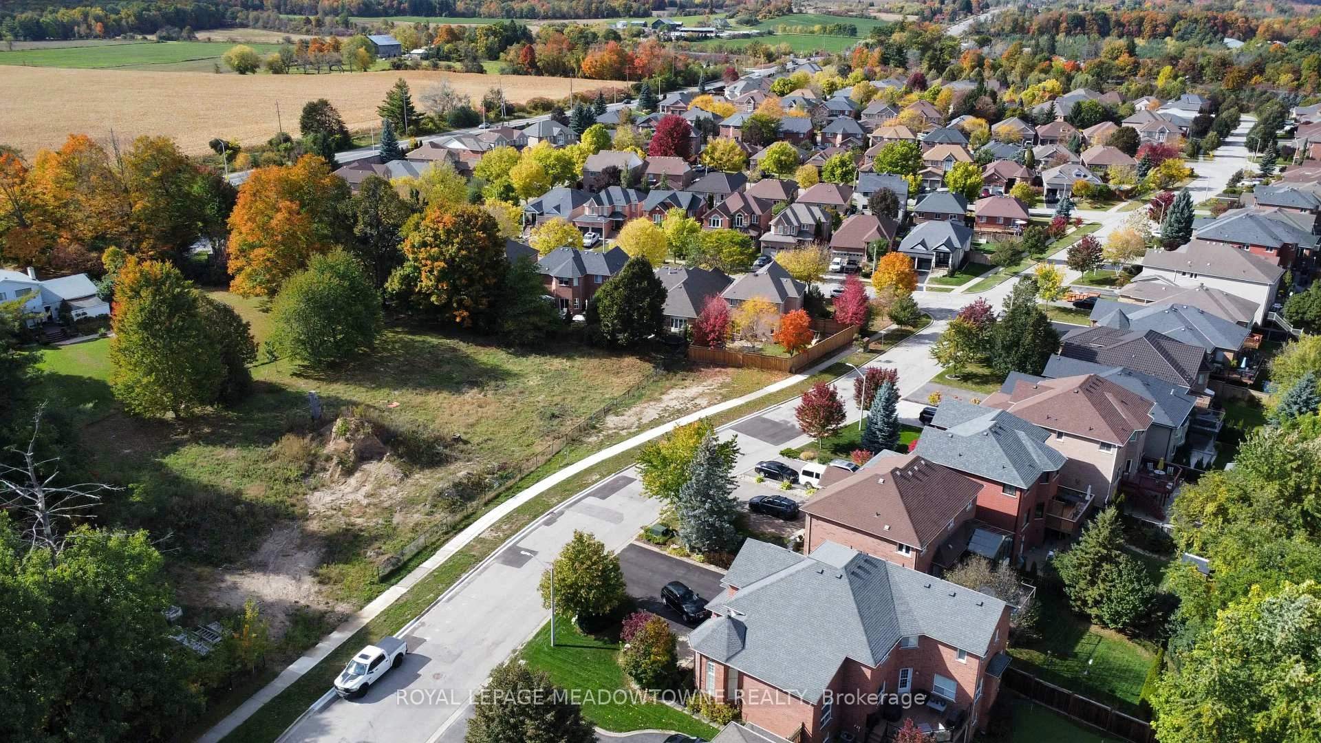 Photo 14 of Lot 3 Newman Place, Halton Hills, Georgetown — HOMEH