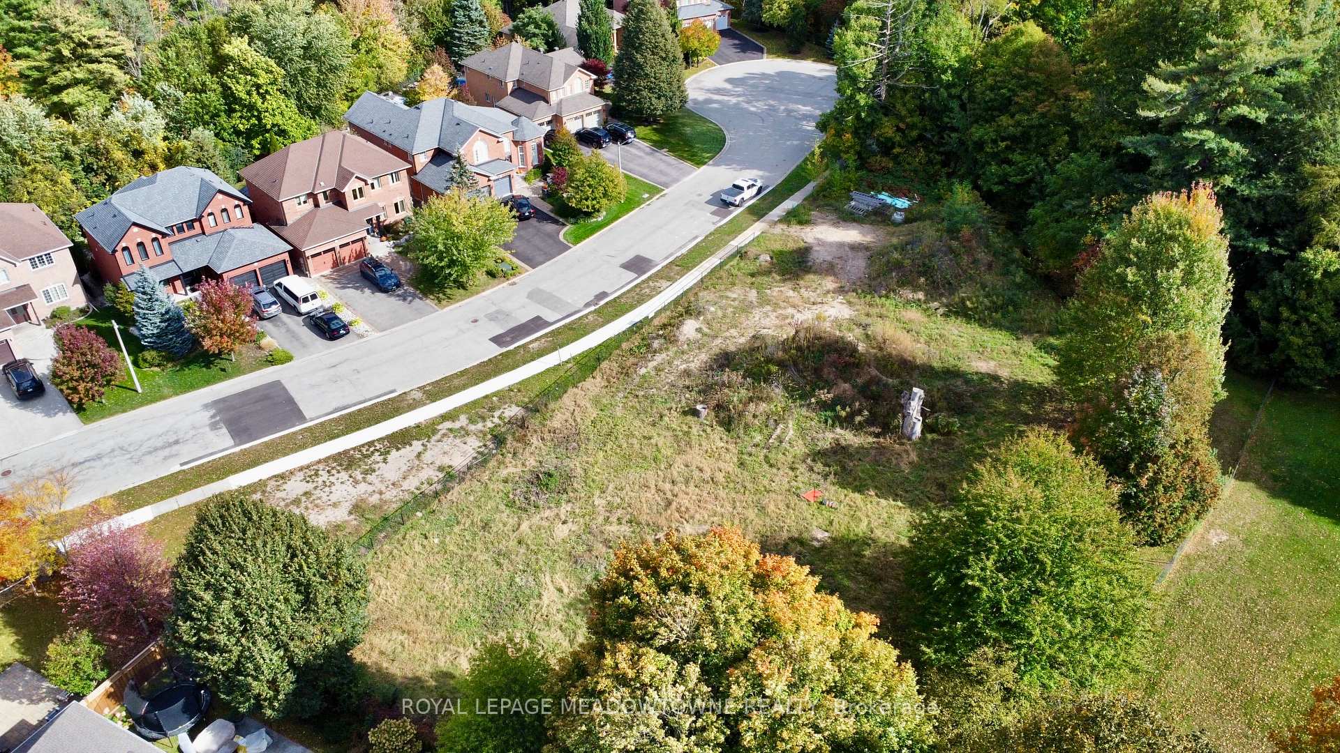 Photo 10 of Lot 4 Newman Place, Halton Hills, Georgetown — HOMEH