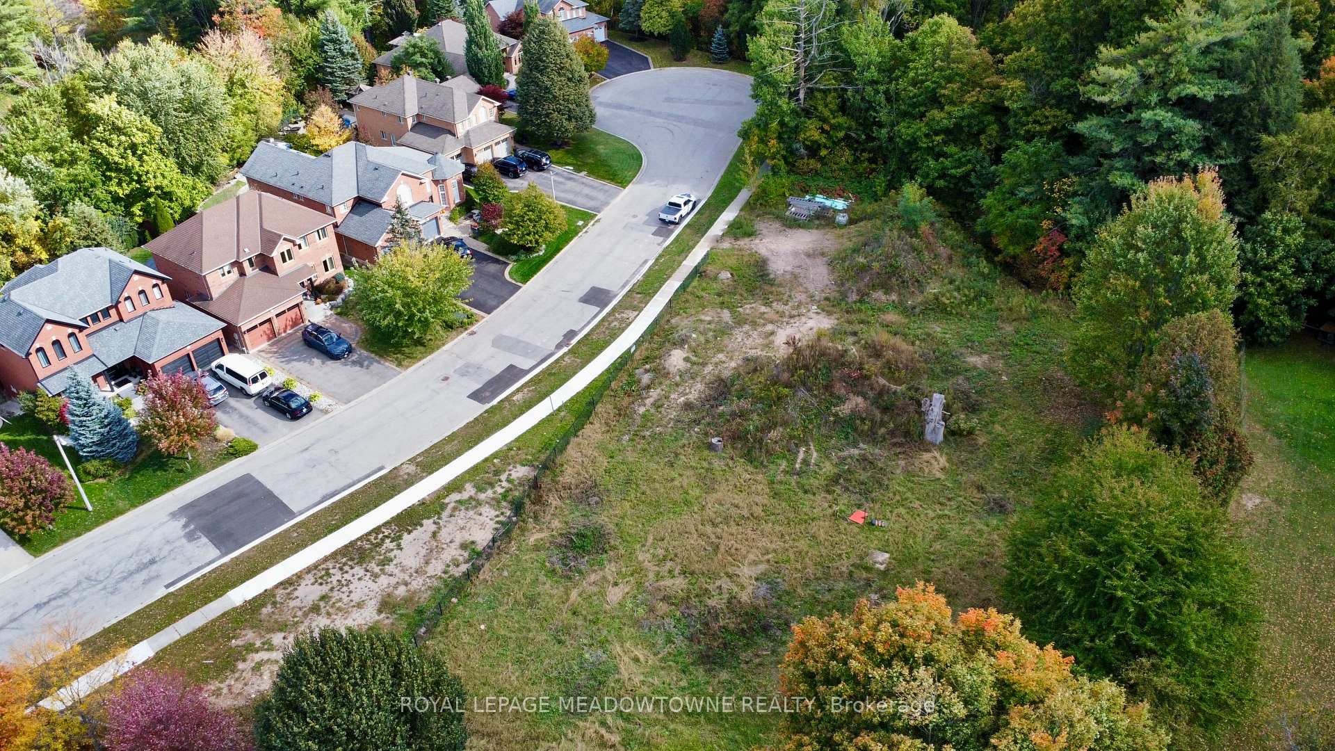Photo 11 of Lot 4 Newman Place, Halton Hills, Georgetown — HOMEH