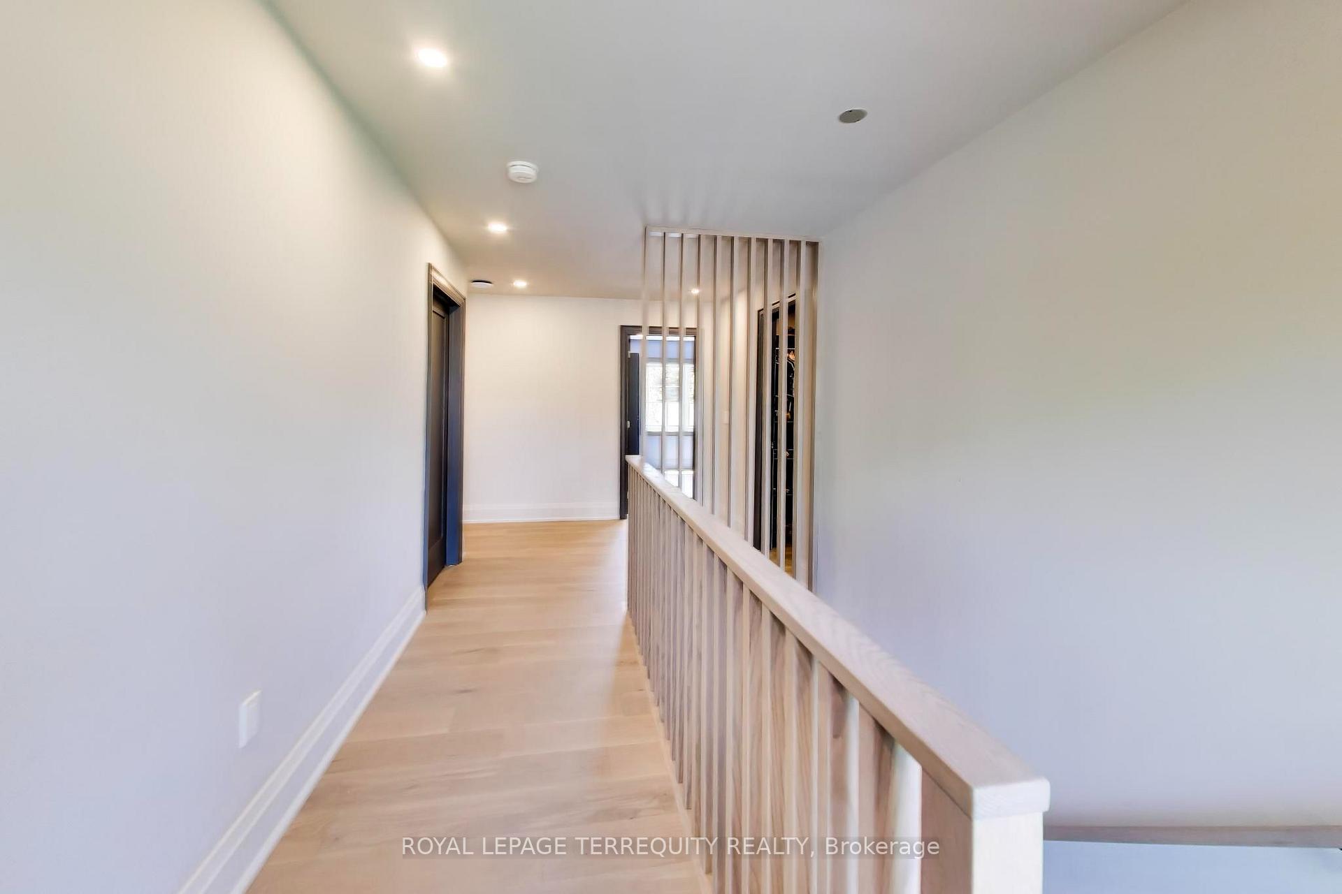 Photo 21 of 1621 Skyline Drive, Mississauga, Lakeview — HOMEH
