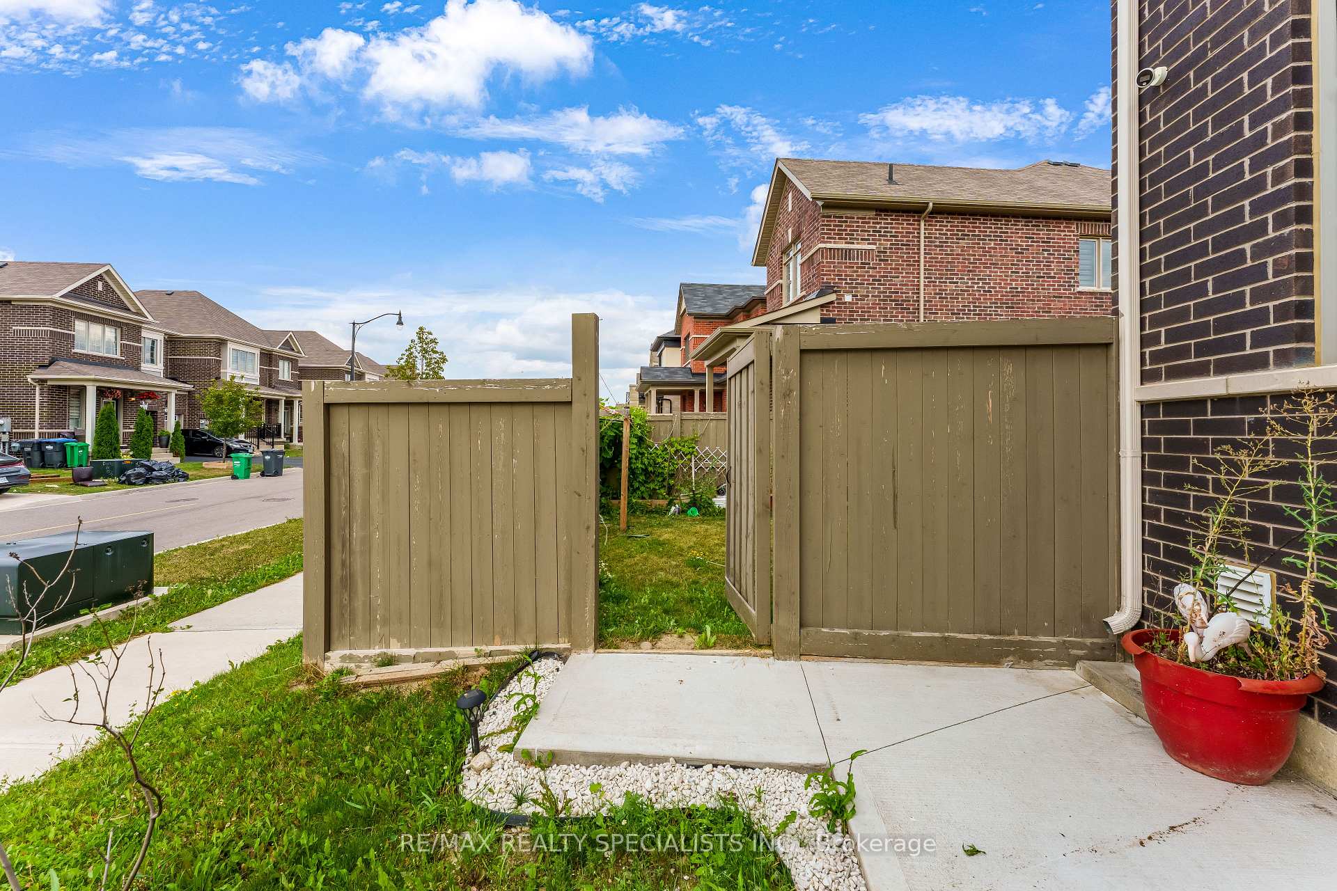 Photo 55 of 1 Boothill Drive, Brampton, Northwest Brampton — HOMEH