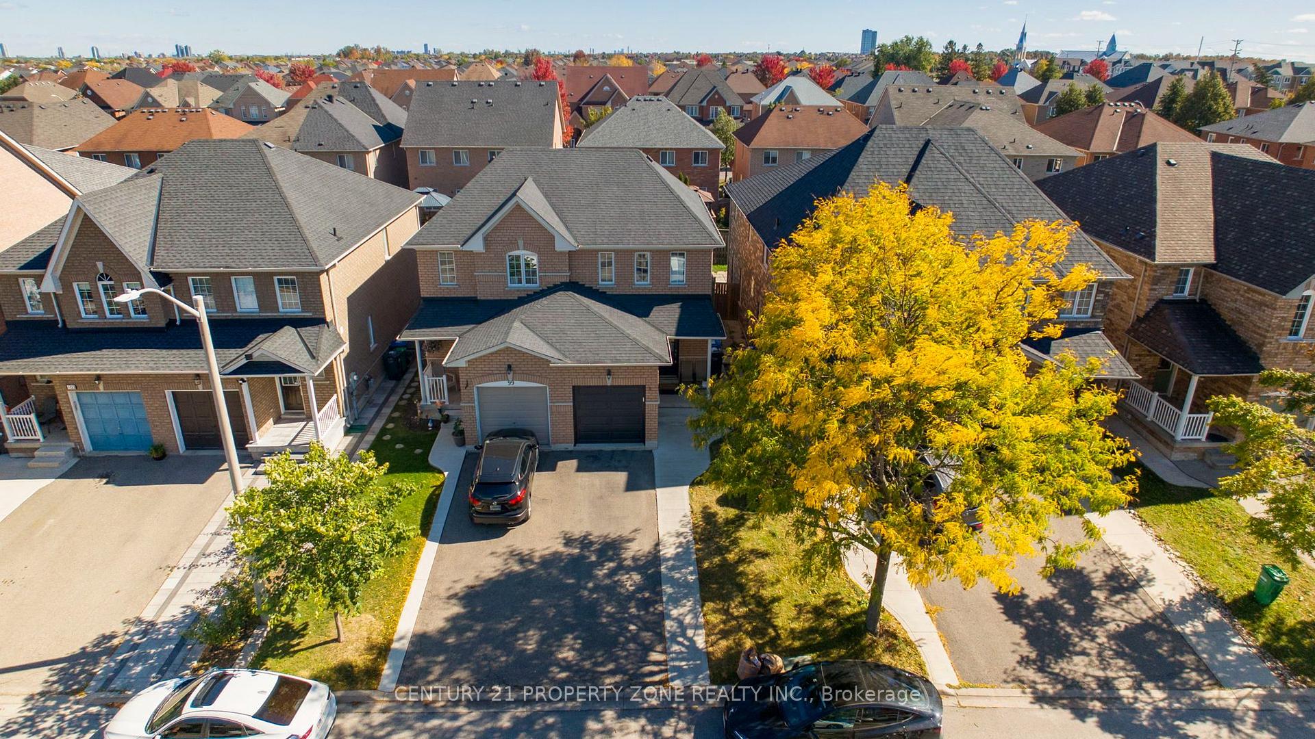 Photo 3 of 97 Cadillac Crescent, Brampton, Fletcher's Meadow — HOMEH