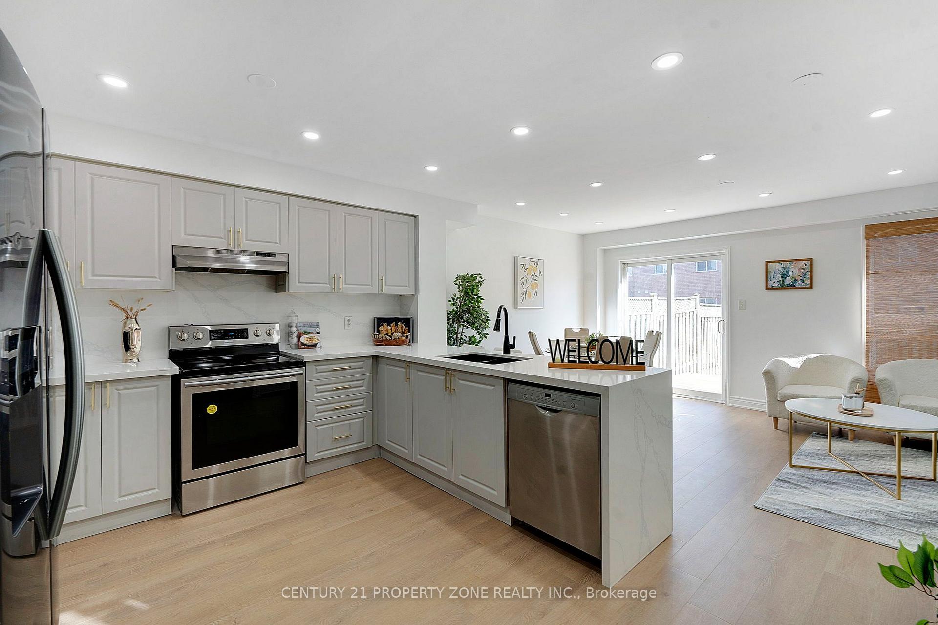 Photo 11 of 97 Cadillac Crescent, Brampton, Fletcher's Meadow — HOMEH