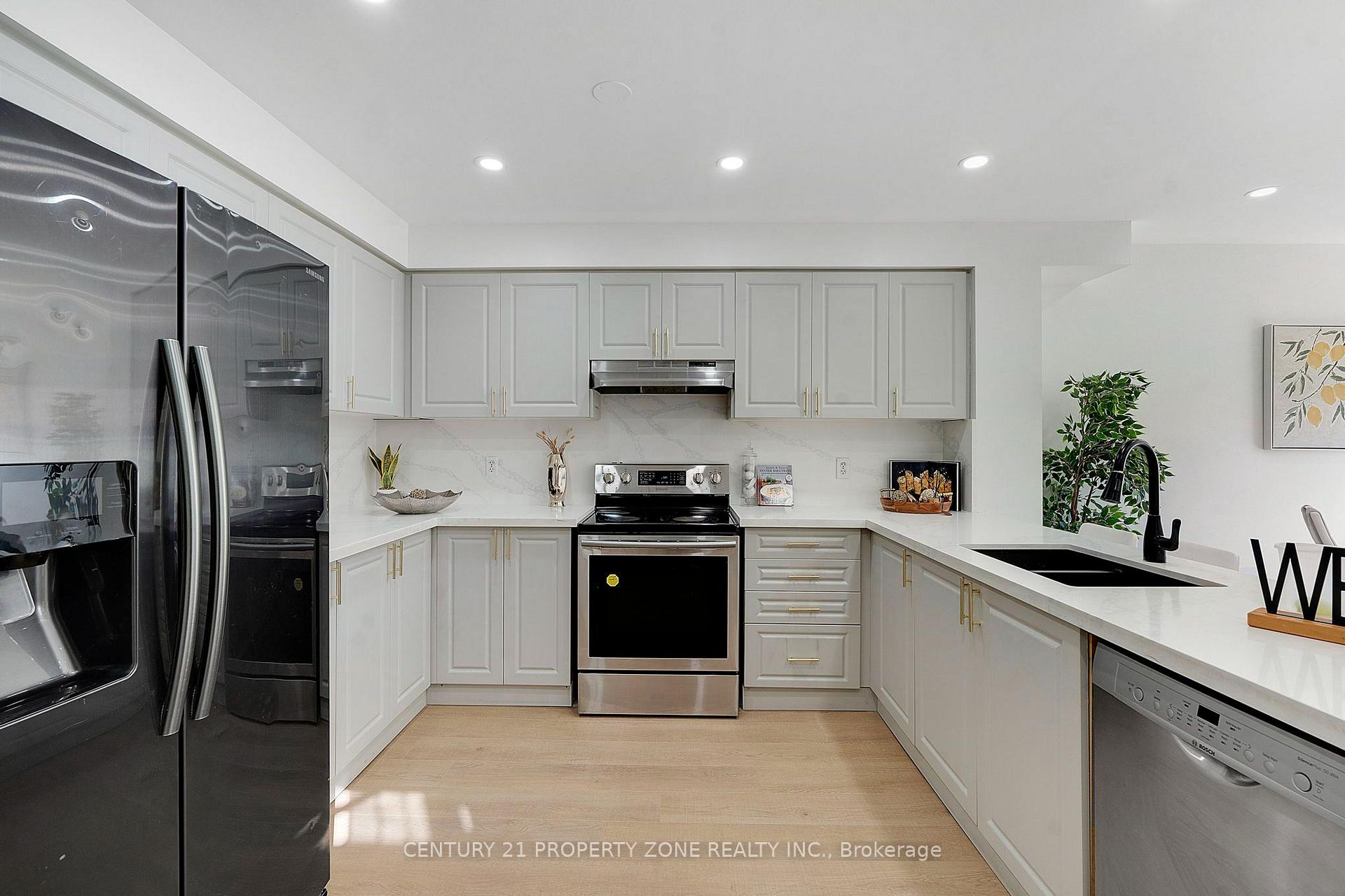 Photo 13 of 97 Cadillac Crescent, Brampton, Fletcher's Meadow — HOMEH