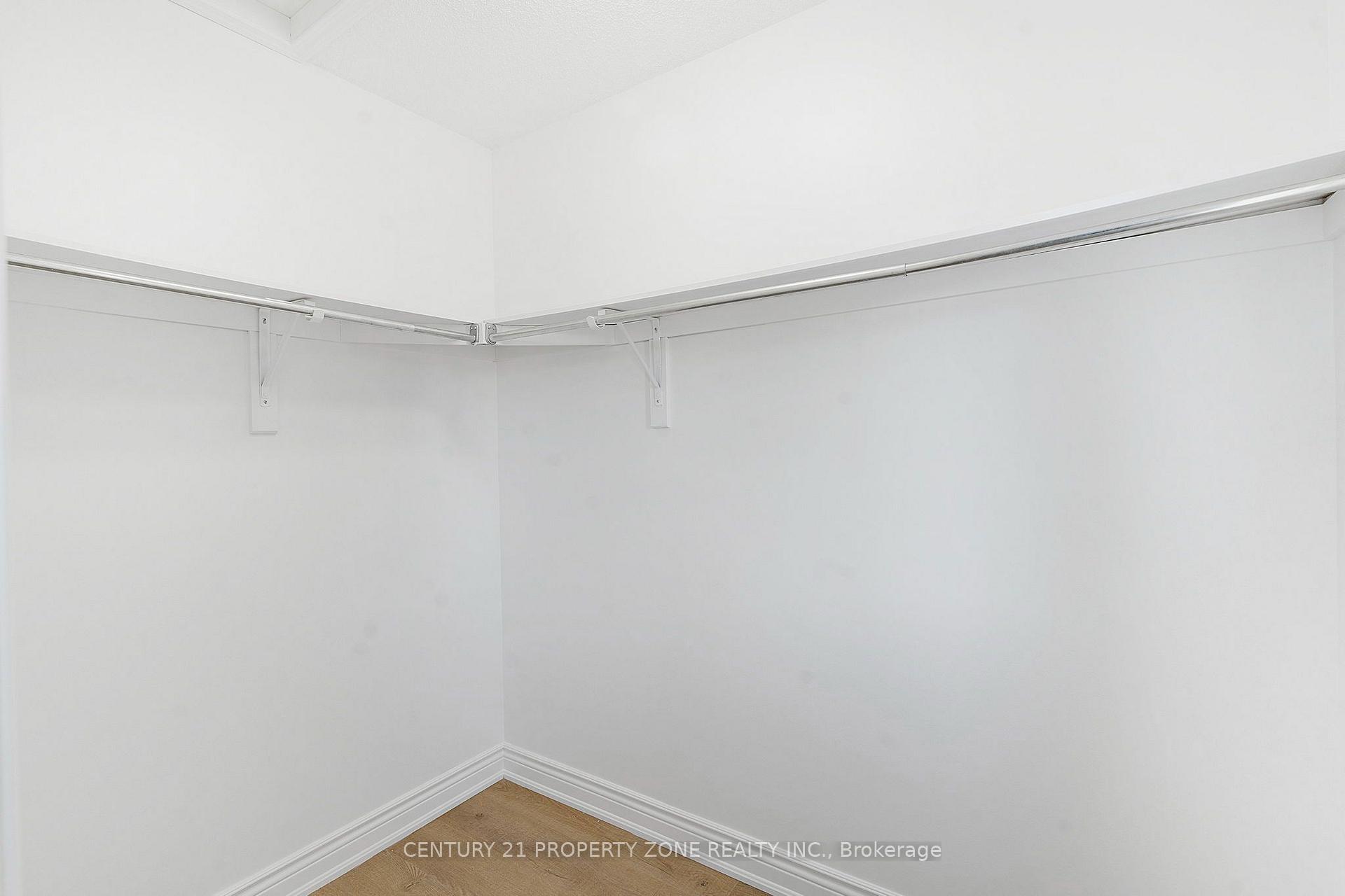 Photo 20 of 97 Cadillac Crescent, Brampton, Fletcher's Meadow — HOMEH