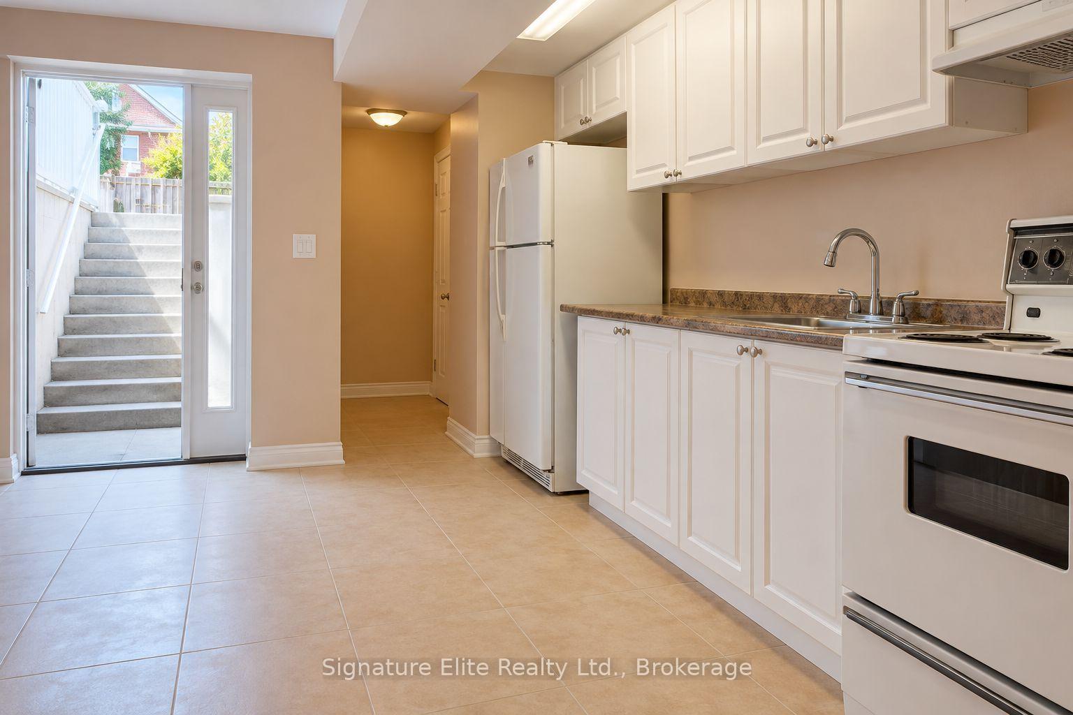 Photo of Unit Bsmt, 257 Keele Street