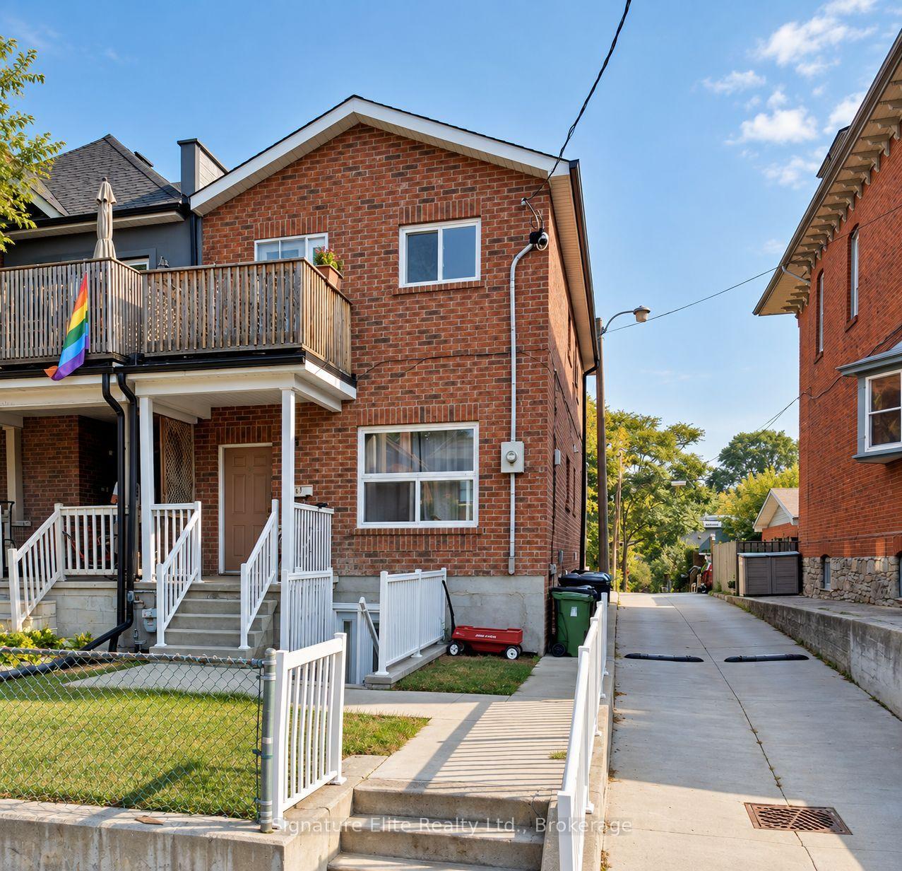 Photo 10 of Unit Bsmt, 257 Keele Street, Toronto, High Park North — HOMEH