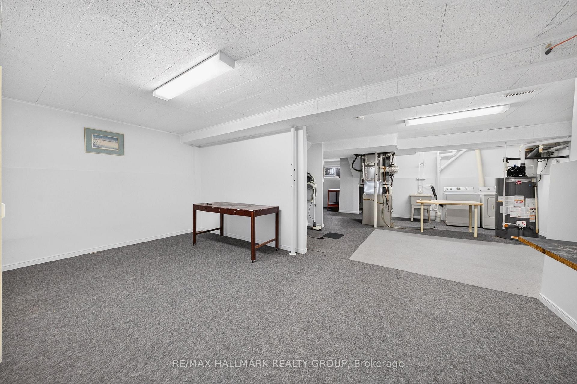 Photo 22 of 19 Fallow Court, Ottawa, Hunt Club Park/Greenboro — HOMEH
