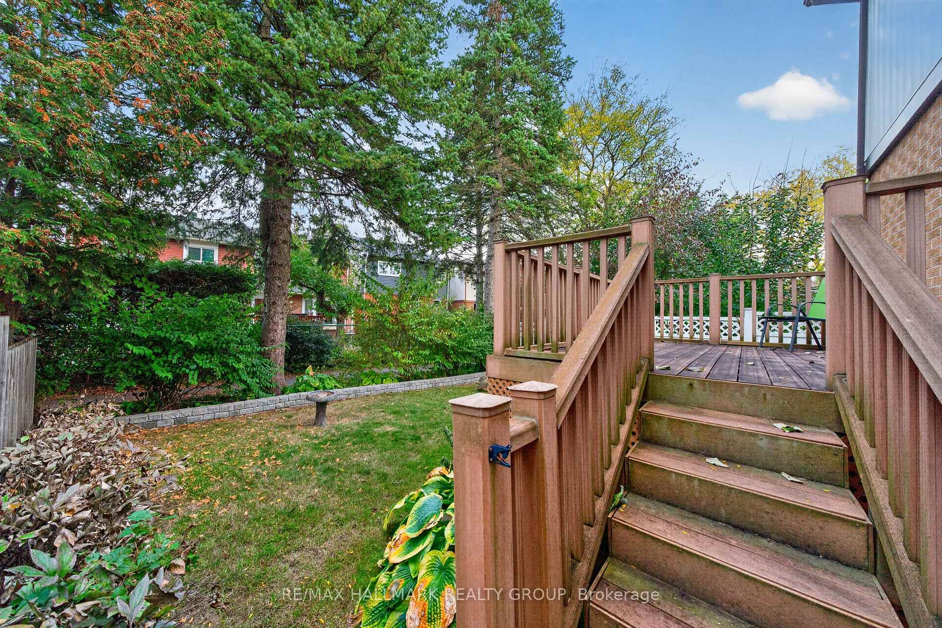 Photo 26 of 19 Fallow Court, Ottawa, Hunt Club Park/Greenboro — HOMEH
