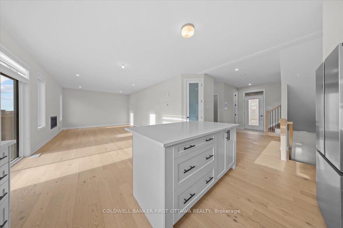 Photo 14 of 332 Appalachian Circle, Ottawa, Barrhaven - Half Moon Bay — HOMEH