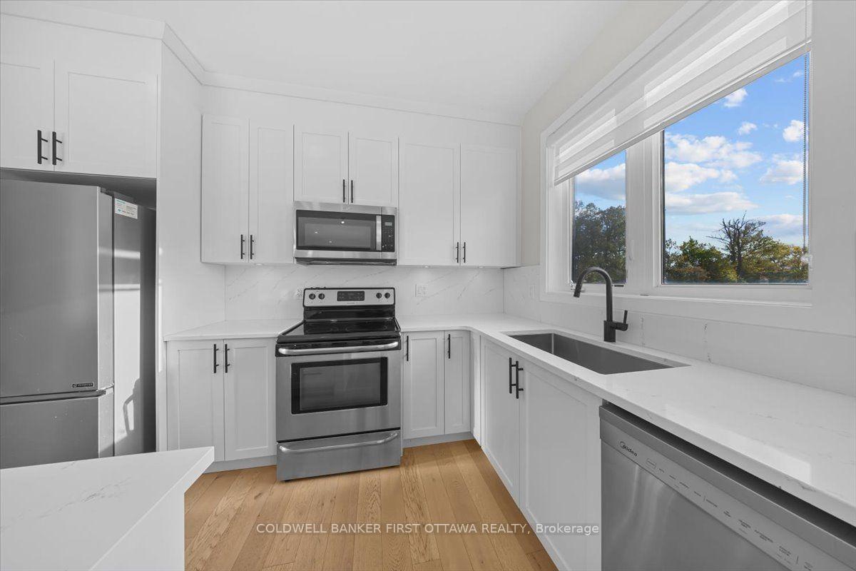 Photo 18 of 332 Appalachian Circle, Ottawa, Barrhaven - Half Moon Bay — HOMEH