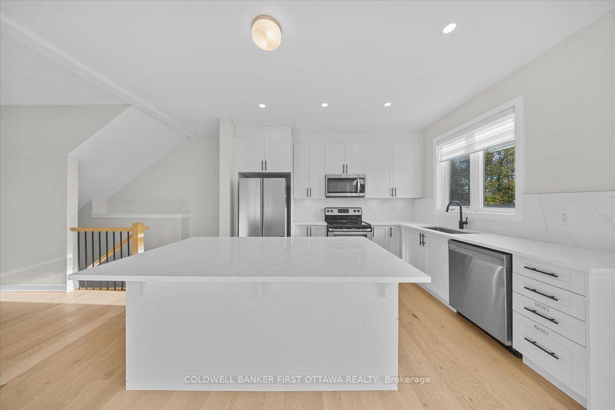 Photo 22 of 332 Appalachian Circle, Ottawa, Barrhaven - Half Moon Bay — HOMEH