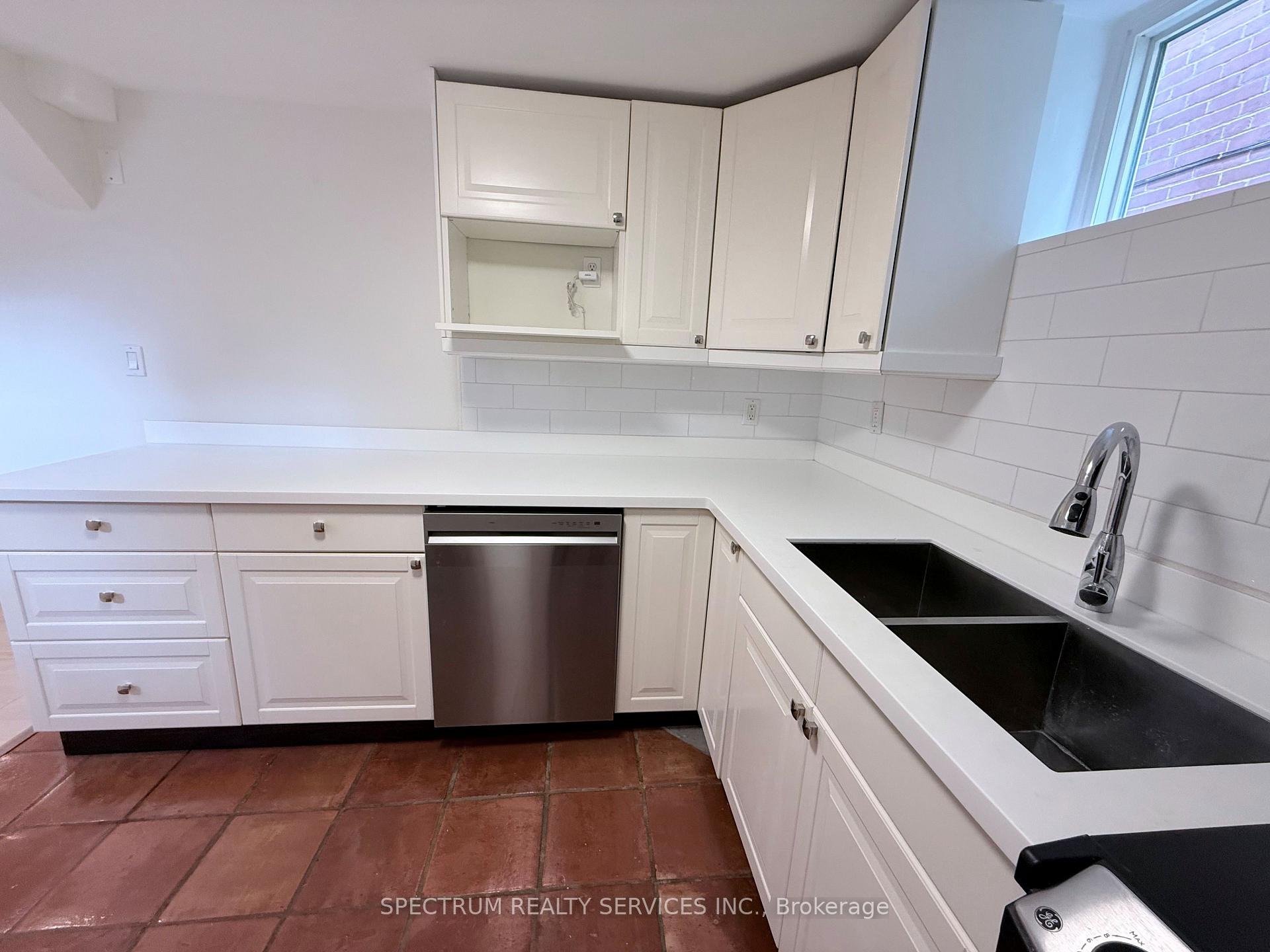 Photo 1 of Unit Lower, 172 Queenslea Avenue, North York, Humberlea-Pelmo Park — HOMEH
