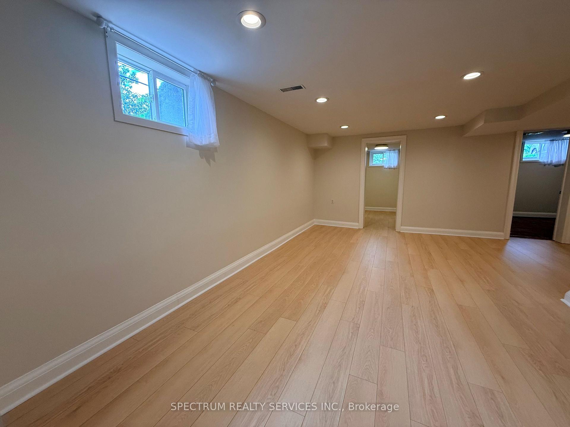 Photo 14 of Unit Lower, 172 Queenslea Avenue, North York, Humberlea-Pelmo Park — HOMEH