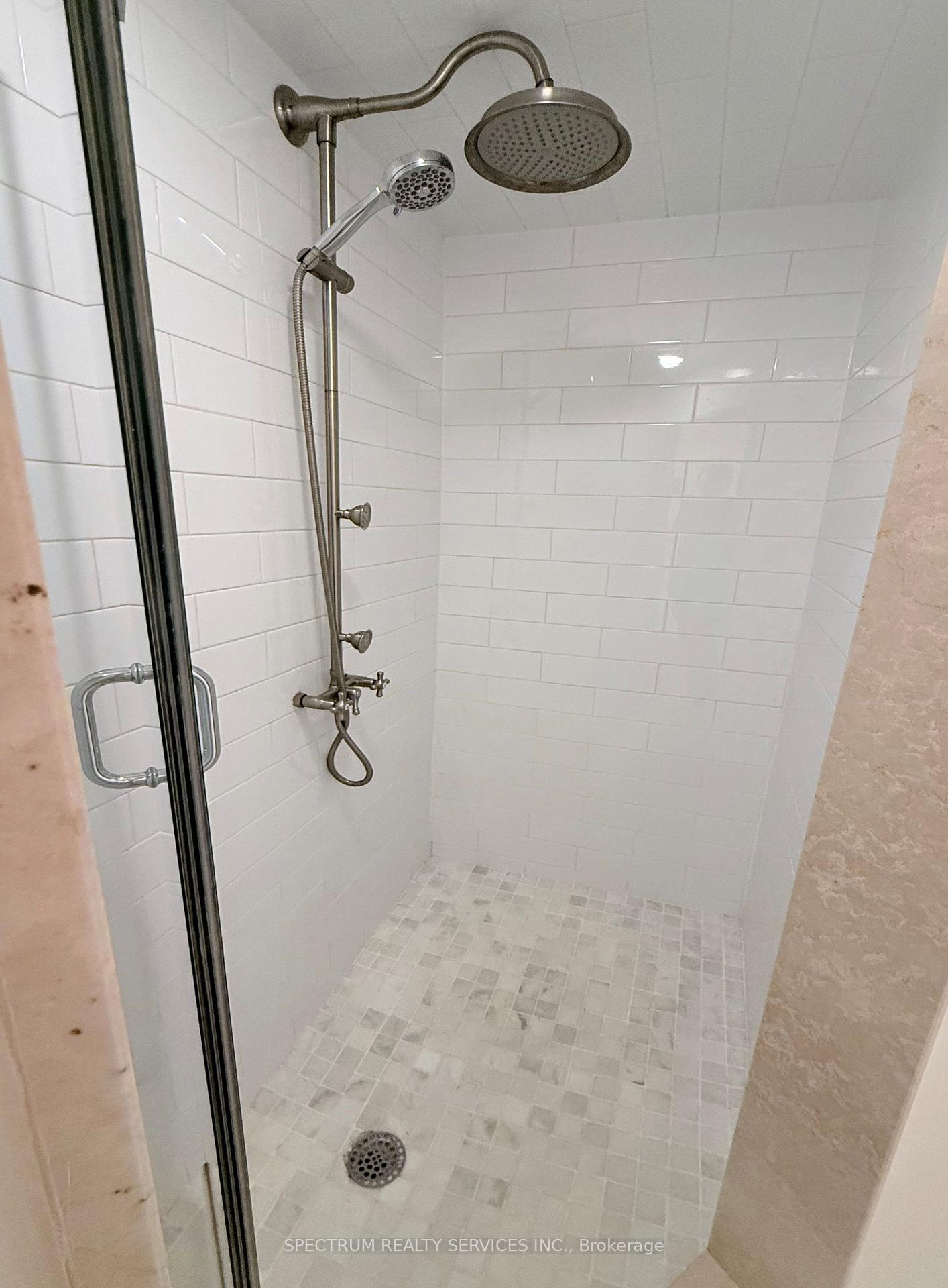 Photo 18 of Unit Lower, 172 Queenslea Avenue, North York, Humberlea-Pelmo Park — HOMEH