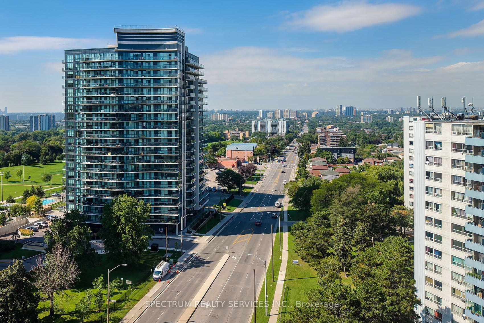 Photo of Unit 307, 1461 Lawrence Avenue