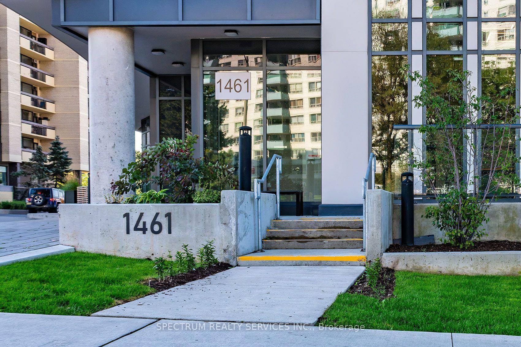 Photo 2 of Unit 307, 1461 Lawrence Avenue, North York, Brookhaven-Amesbury — HOMEH