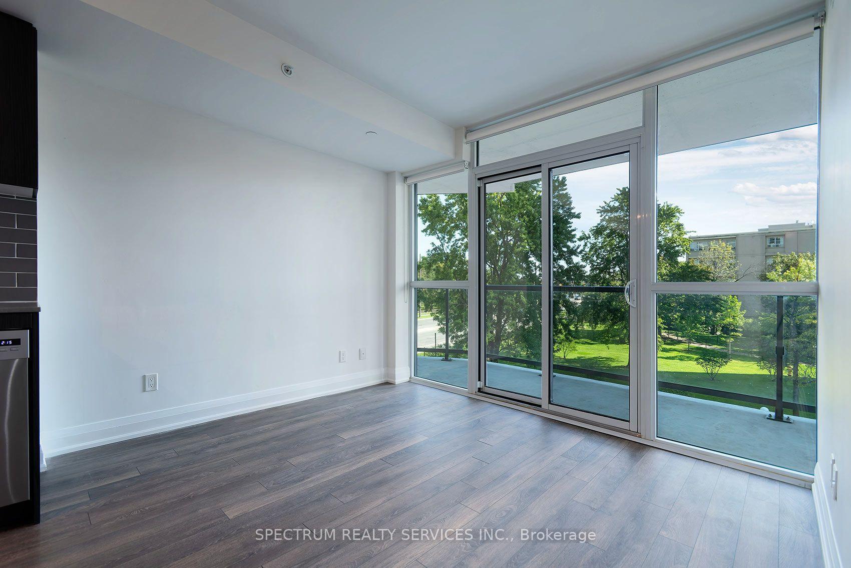 Photo 8 of Unit 307, 1461 Lawrence Avenue, North York, Brookhaven-Amesbury — HOMEH