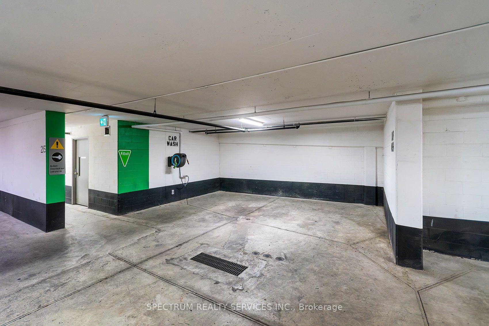 Photo 43 of Unit 307, 1461 Lawrence Avenue, North York, Brookhaven-Amesbury — HOMEH