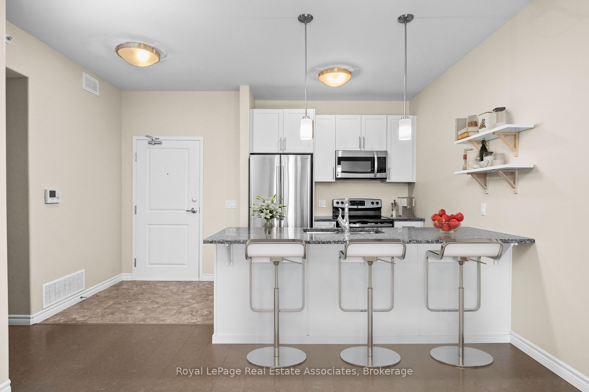 Photo 7 of Unit 204, 740 Augusta Drive, Kingston, City Northwest — HOMEH