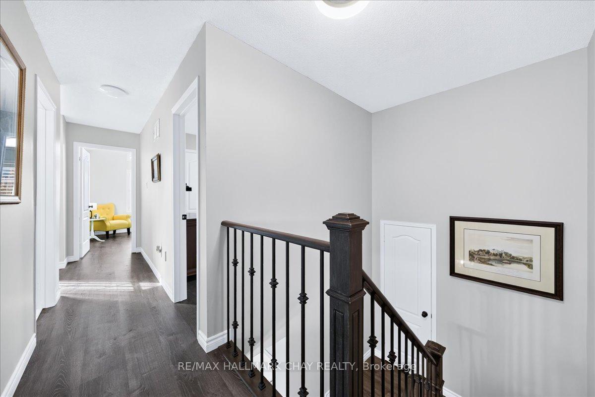 Photo 25 of 37 Joliette Place, Georgina, Keswick North — HOMEH