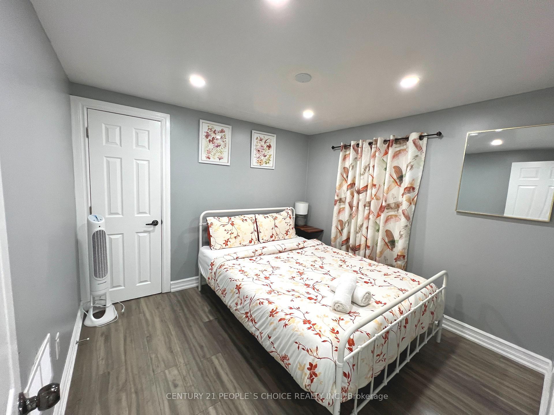Photo 17 of 5359 Kitchener Street, Niagara Falls, Clifton Hill — HOMEH