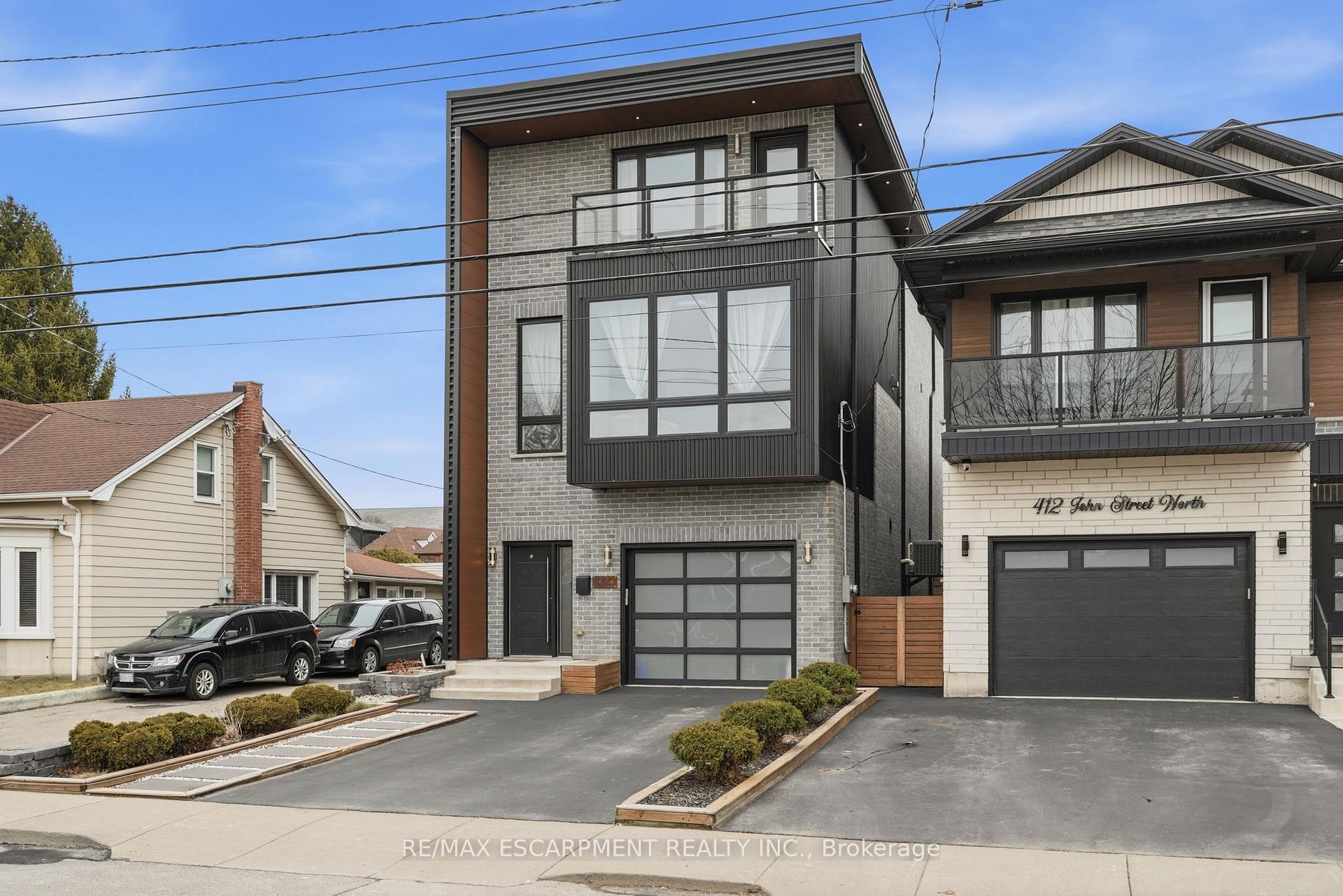 Photo 2 of 414 John Street, Hamilton, North End — HOMEH