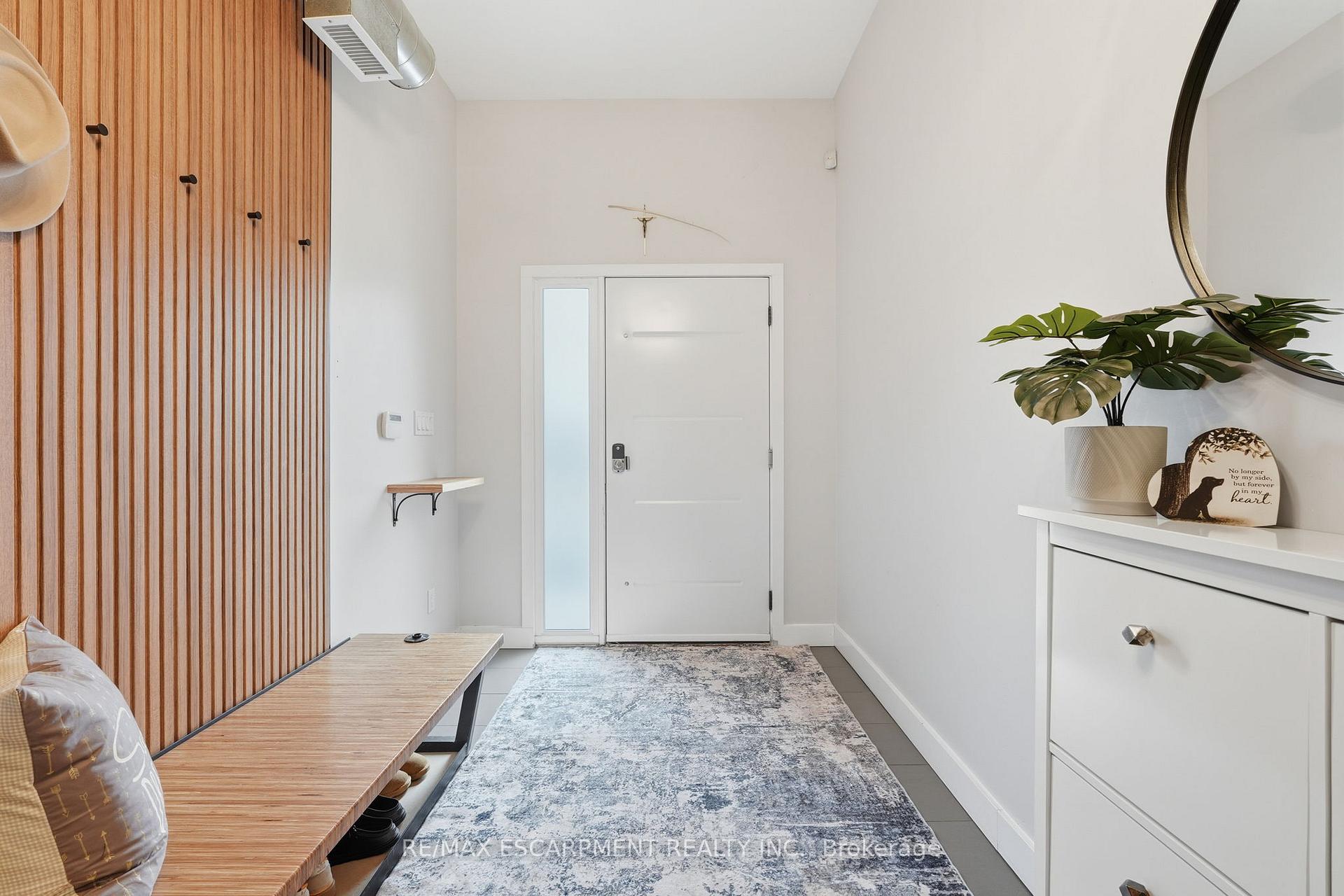 Photo 5 of 414 John Street, Hamilton, North End — HOMEH