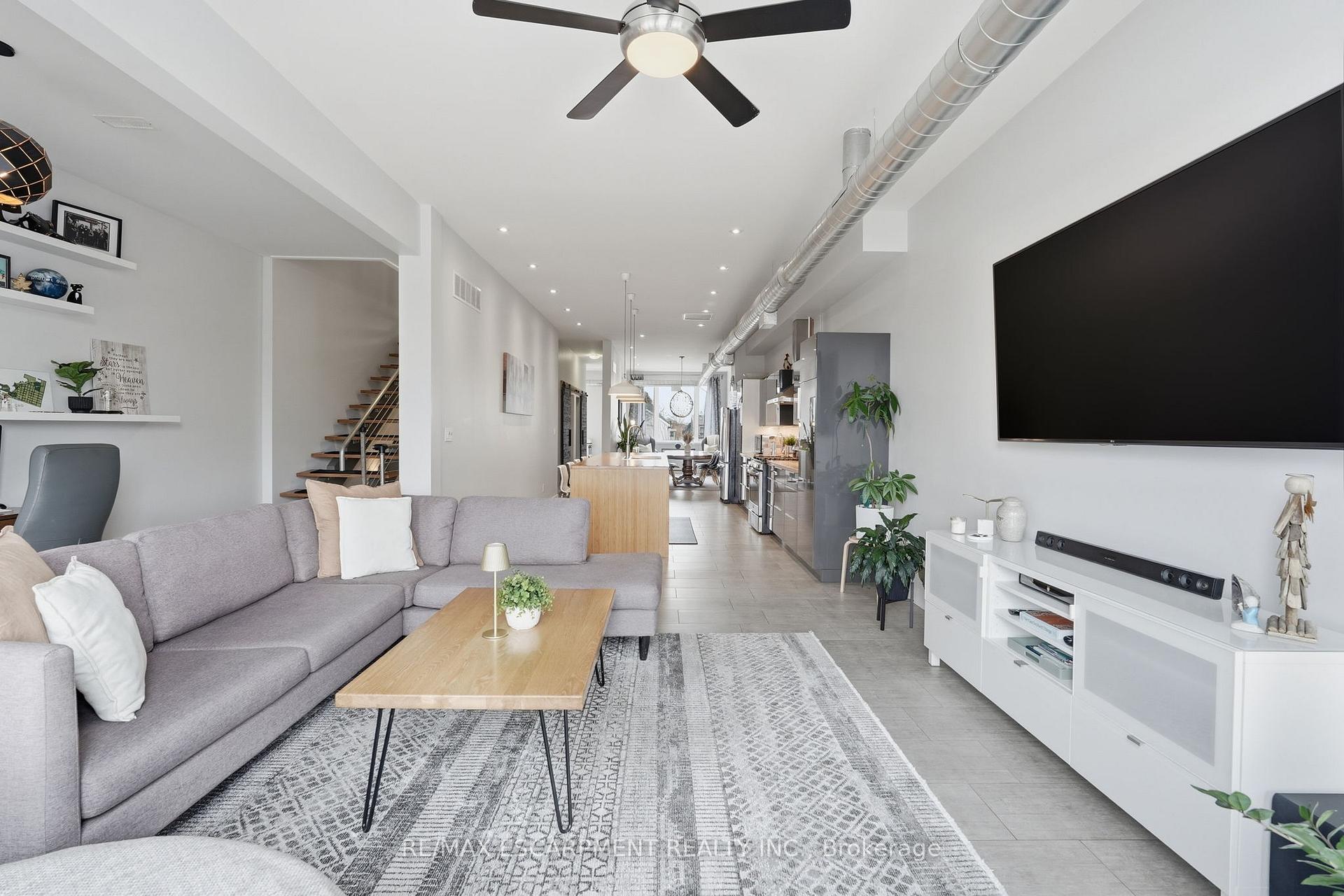 Photo 12 of 414 John Street, Hamilton, North End — HOMEH
