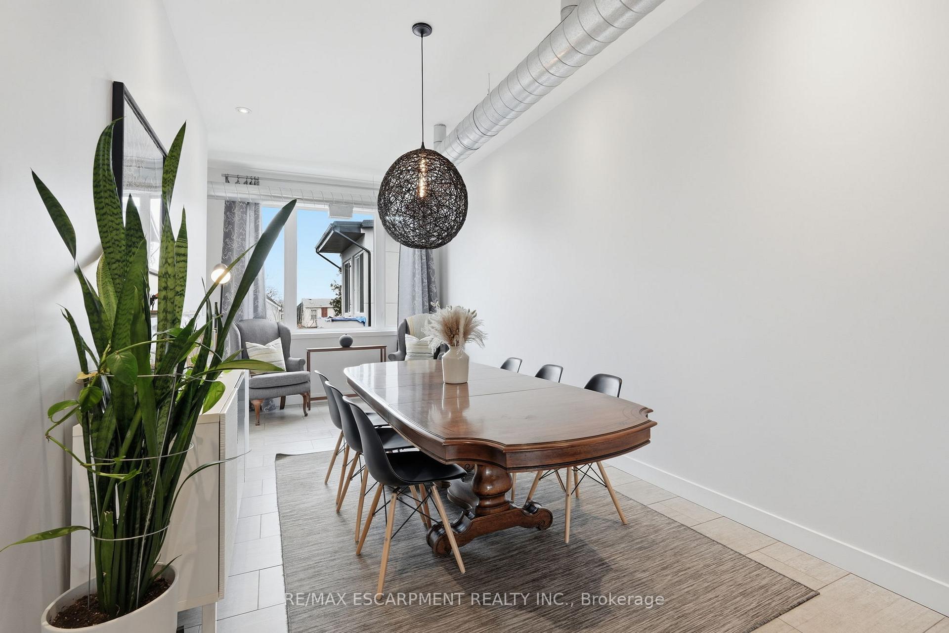 Photo 15 of 414 John Street, Hamilton, North End — HOMEH