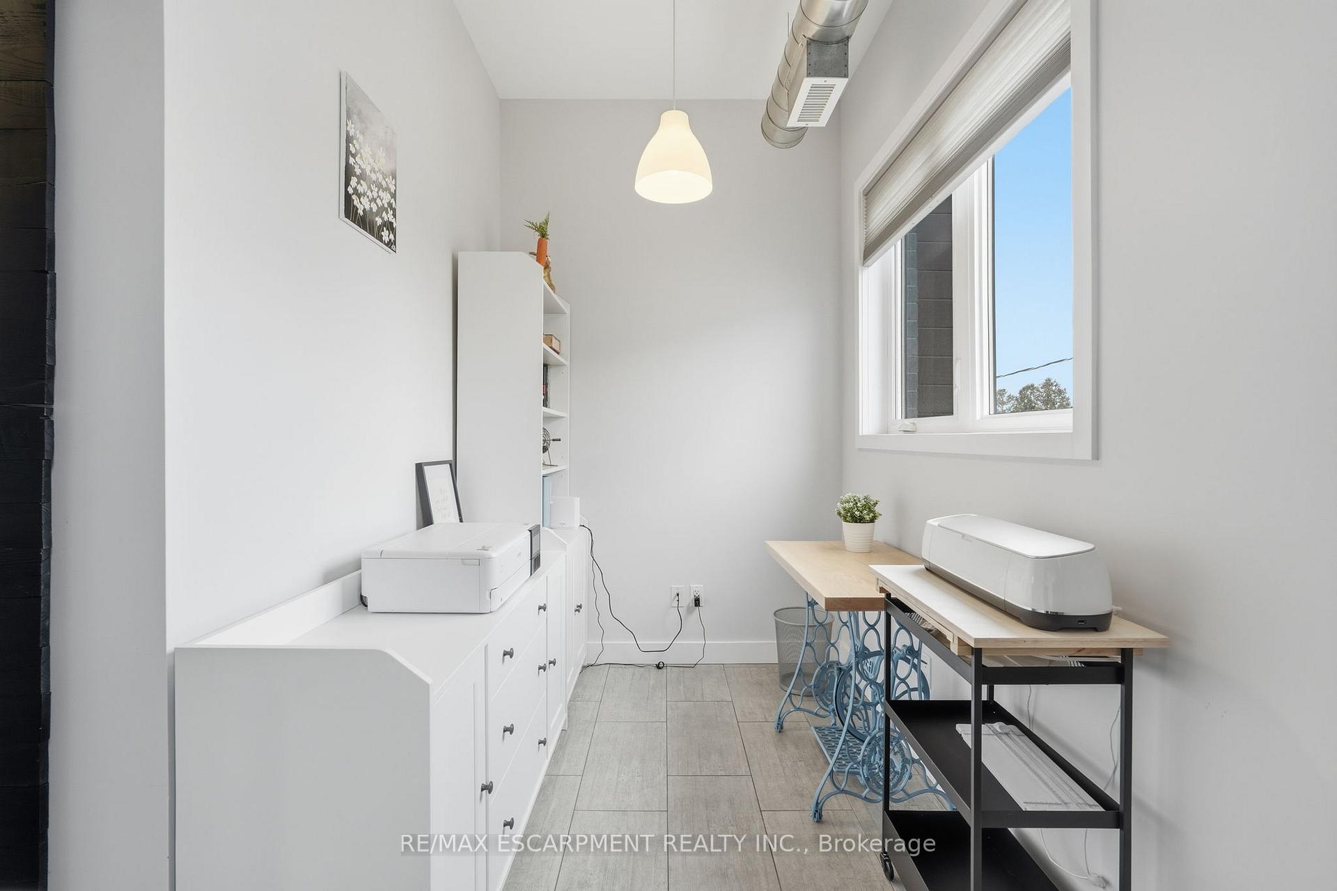 Photo 16 of 414 John Street, Hamilton, North End — HOMEH