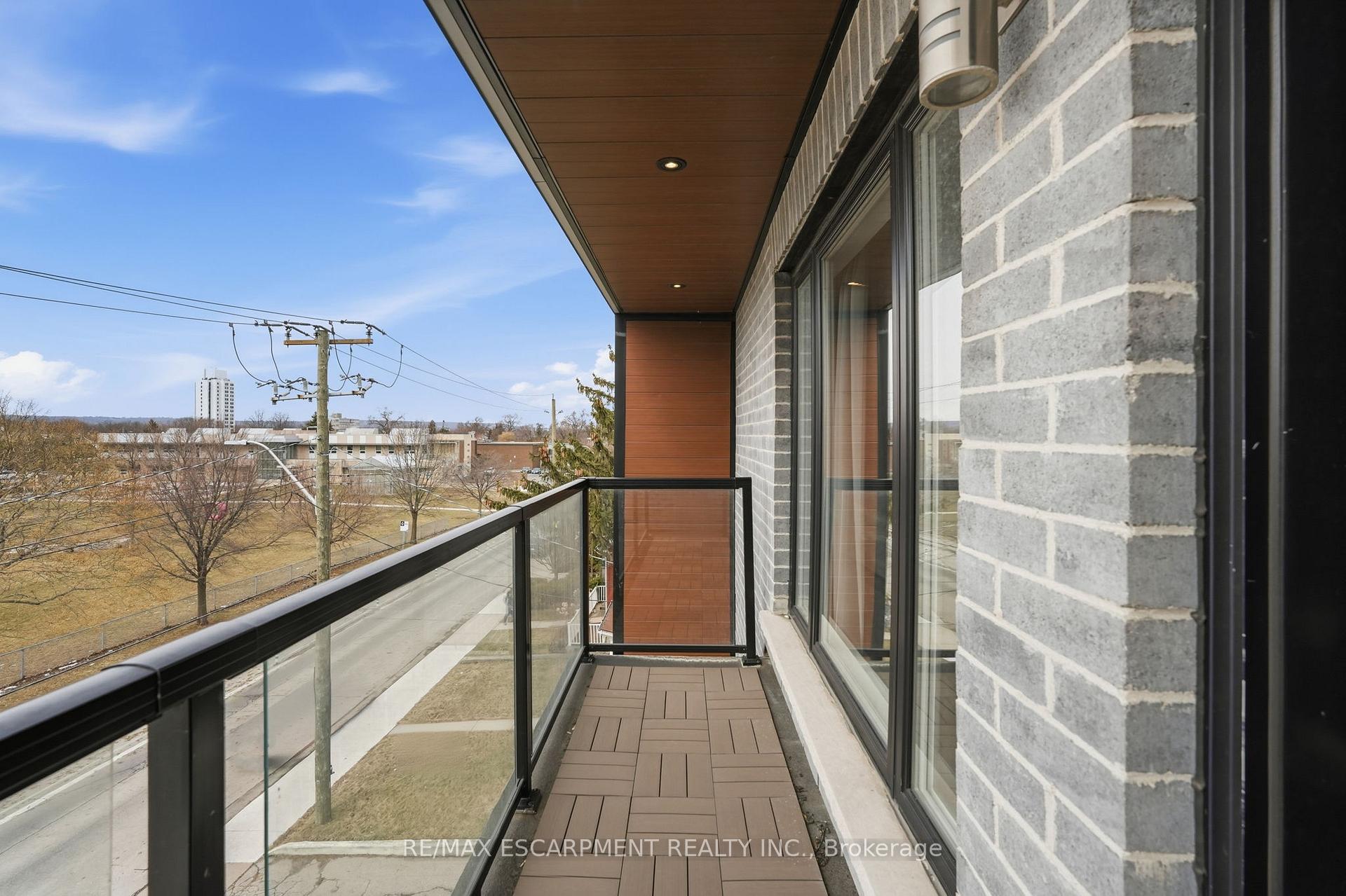 Photo 41 of 414 John Street, Hamilton, North End — HOMEH