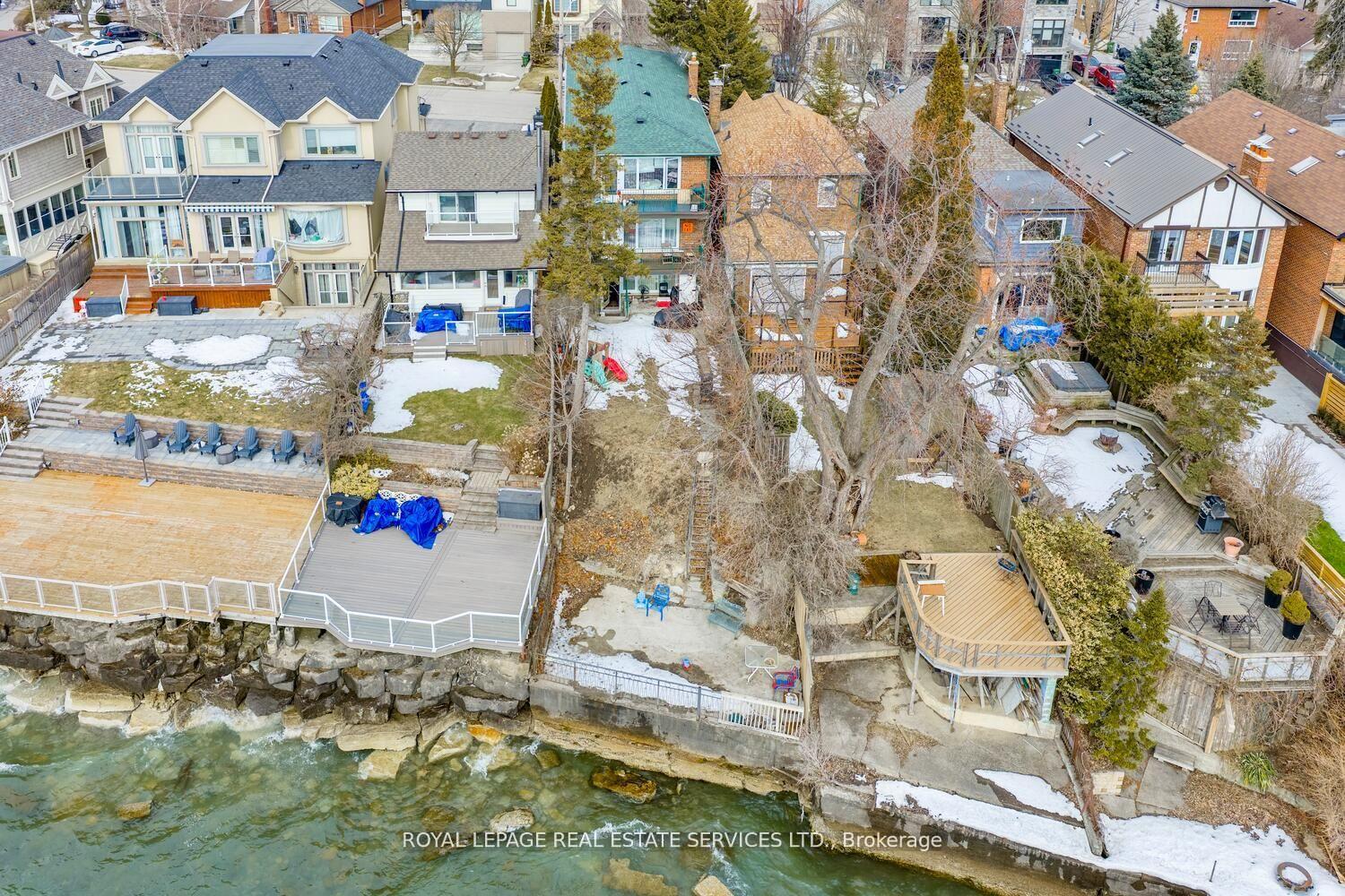 Photo 21 of 135 Lake Shore Drive, Etobicoke, New Toronto — HOMEH
