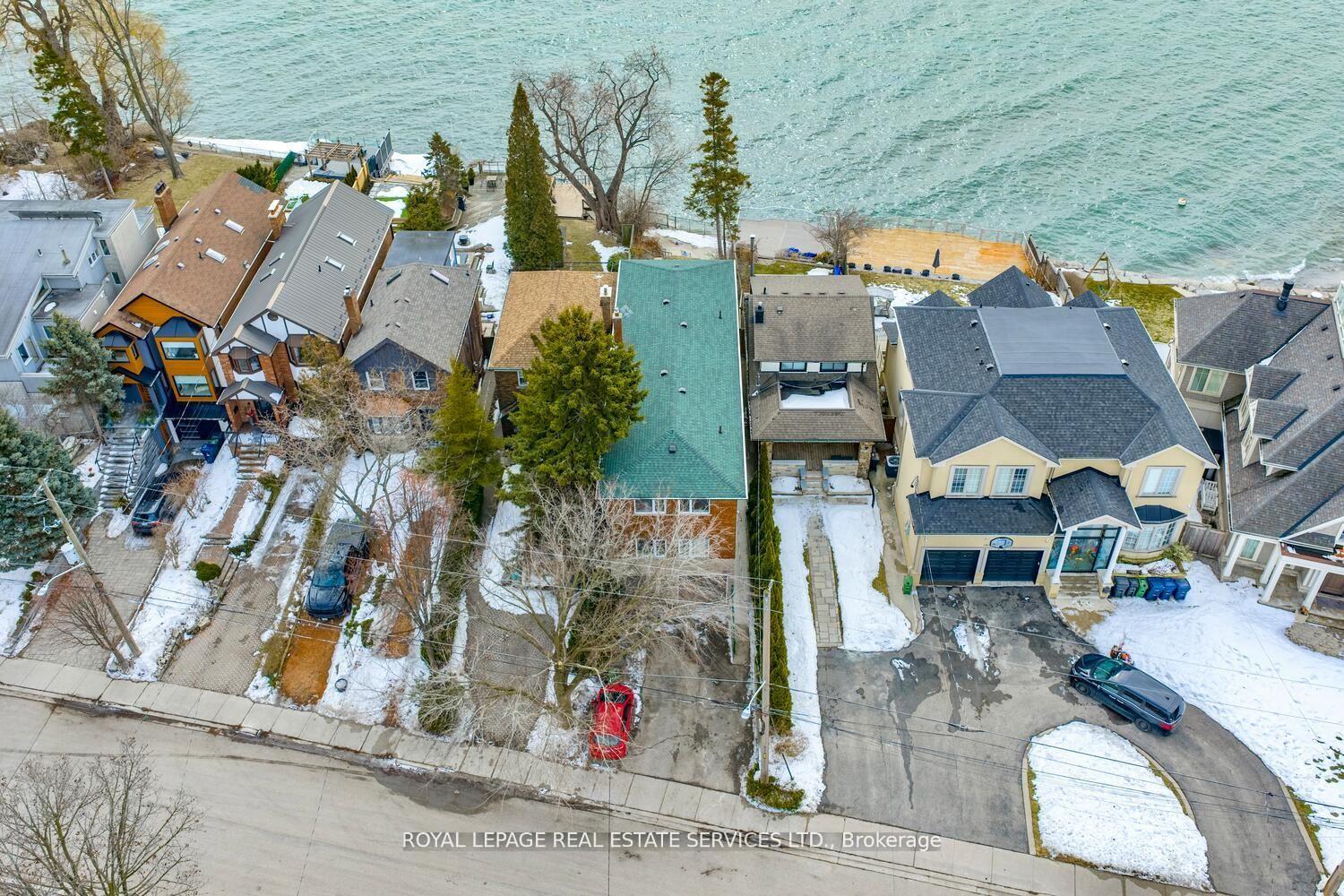 Photo 22 of 135 Lake Shore Drive, Etobicoke, New Toronto — HOMEH