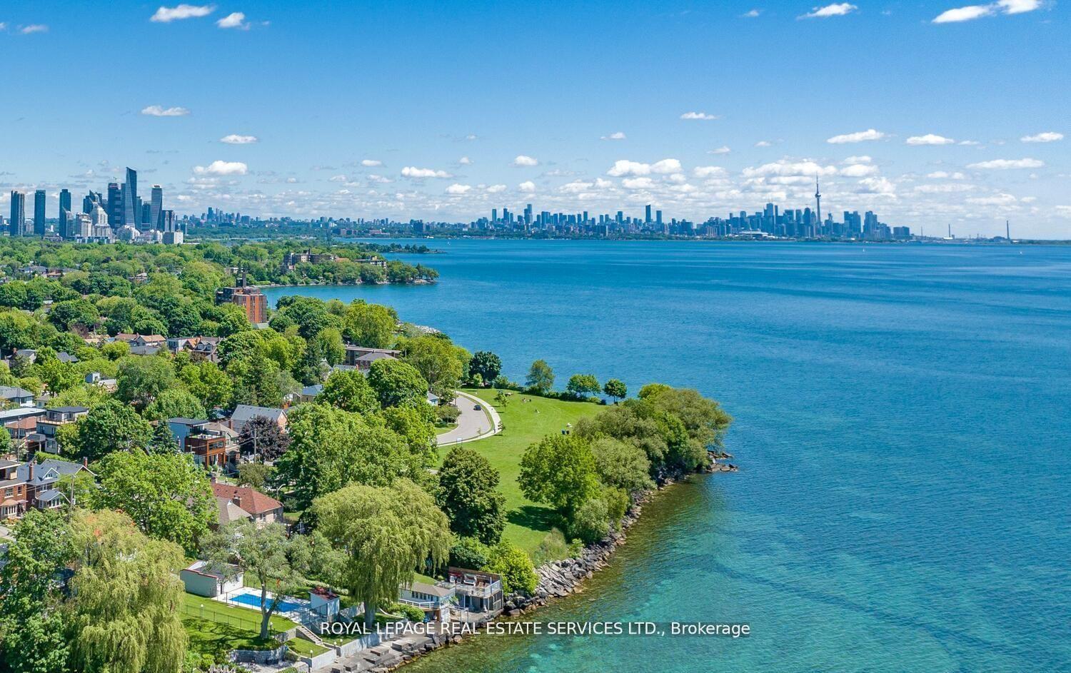 Photo 32 of 135 Lake Shore Drive, Etobicoke, New Toronto — HOMEH