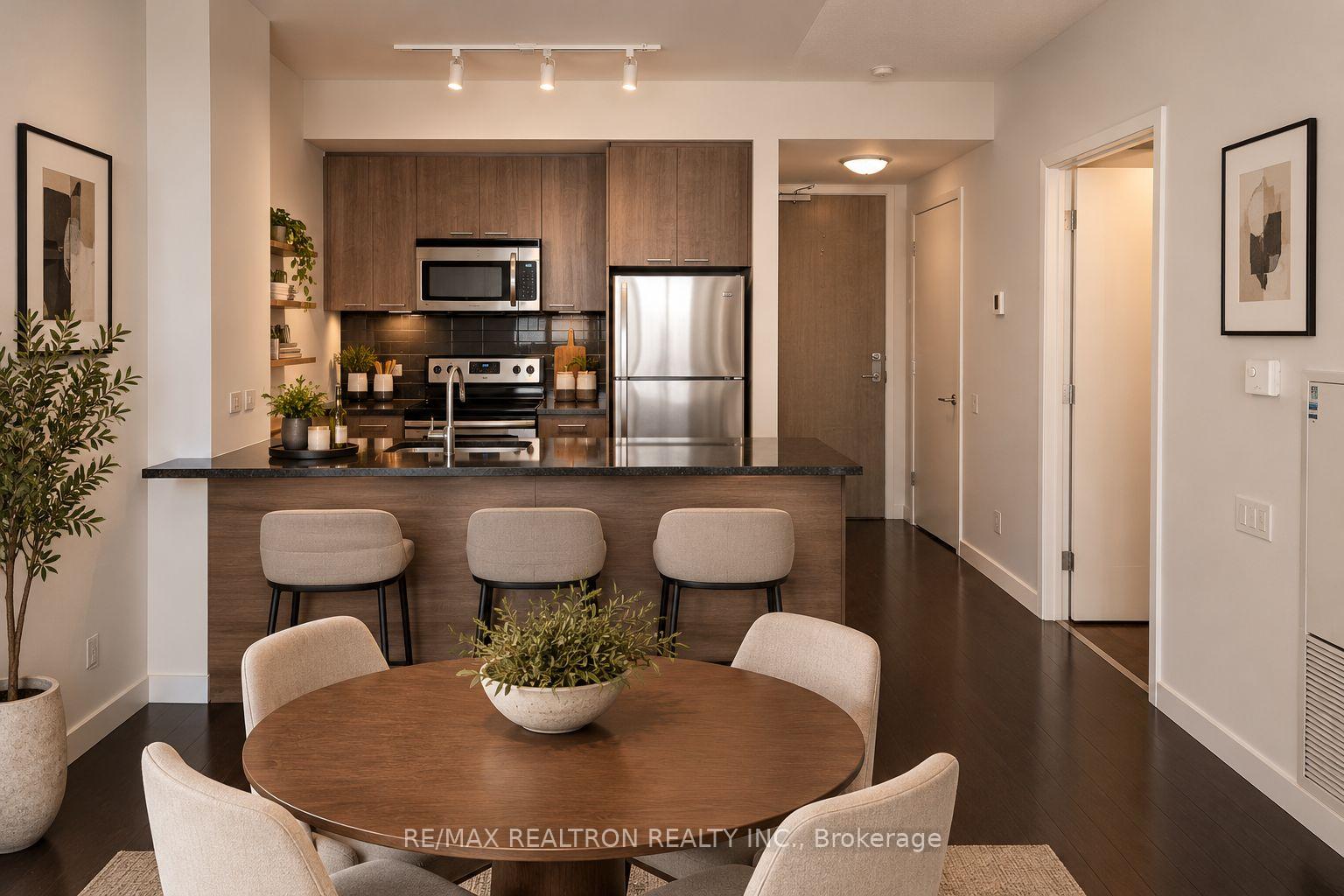 Photo 4 of Unit 2604, 70 Distillery Lane, Toronto, Waterfront Communities — HOMEH