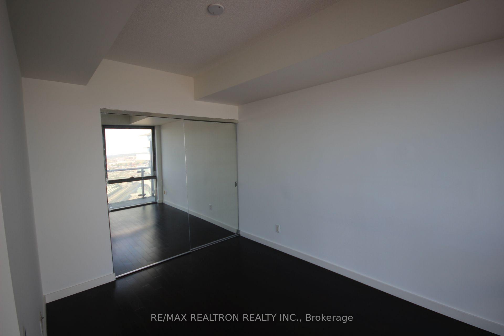 Photo 15 of Unit 2604, 70 Distillery Lane, Toronto, Waterfront Communities — HOMEH