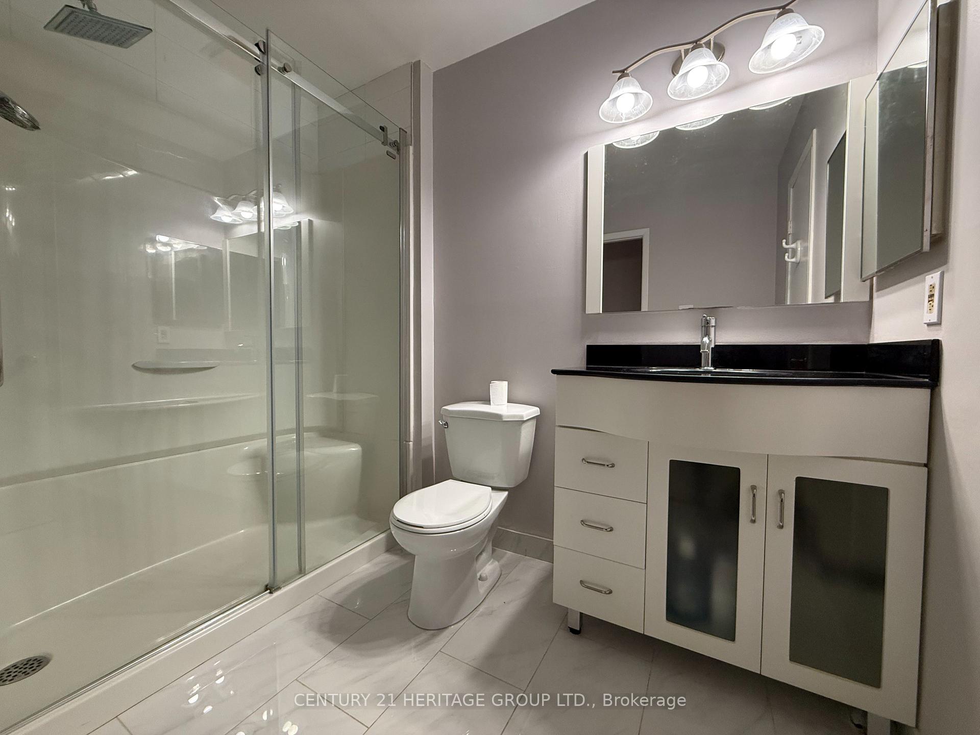 Photo 10 of 9 Corona Gate, Brampton, Brampton South — HOMEH