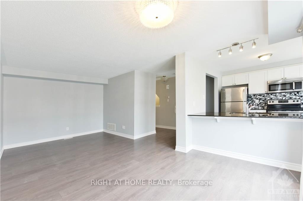 Photo 9 of 128 Grenadine Street, Ottawa, Stittsville (North) — HOMEH