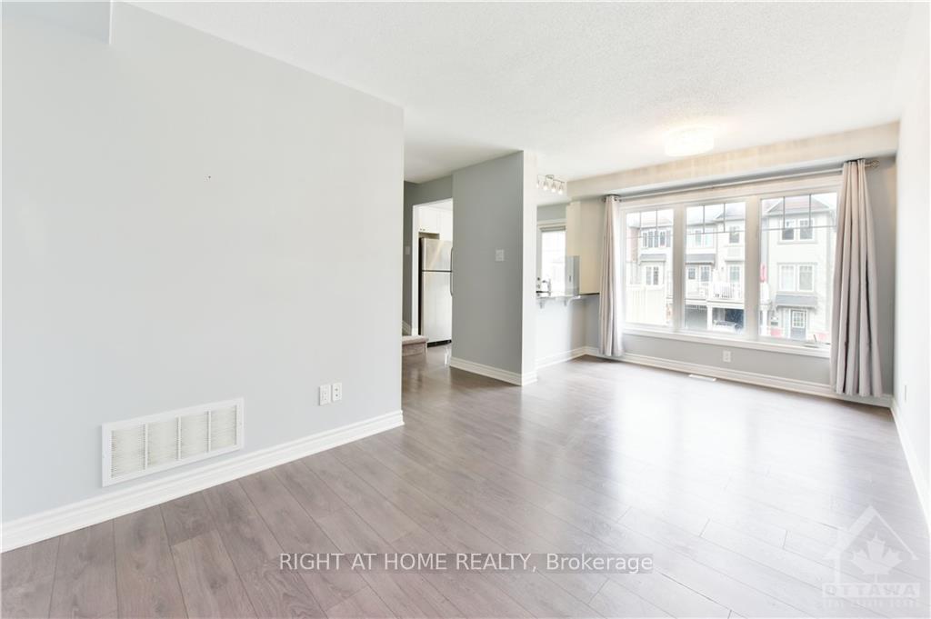 Photo 10 of 128 Grenadine Street, Ottawa, Stittsville (North) — HOMEH