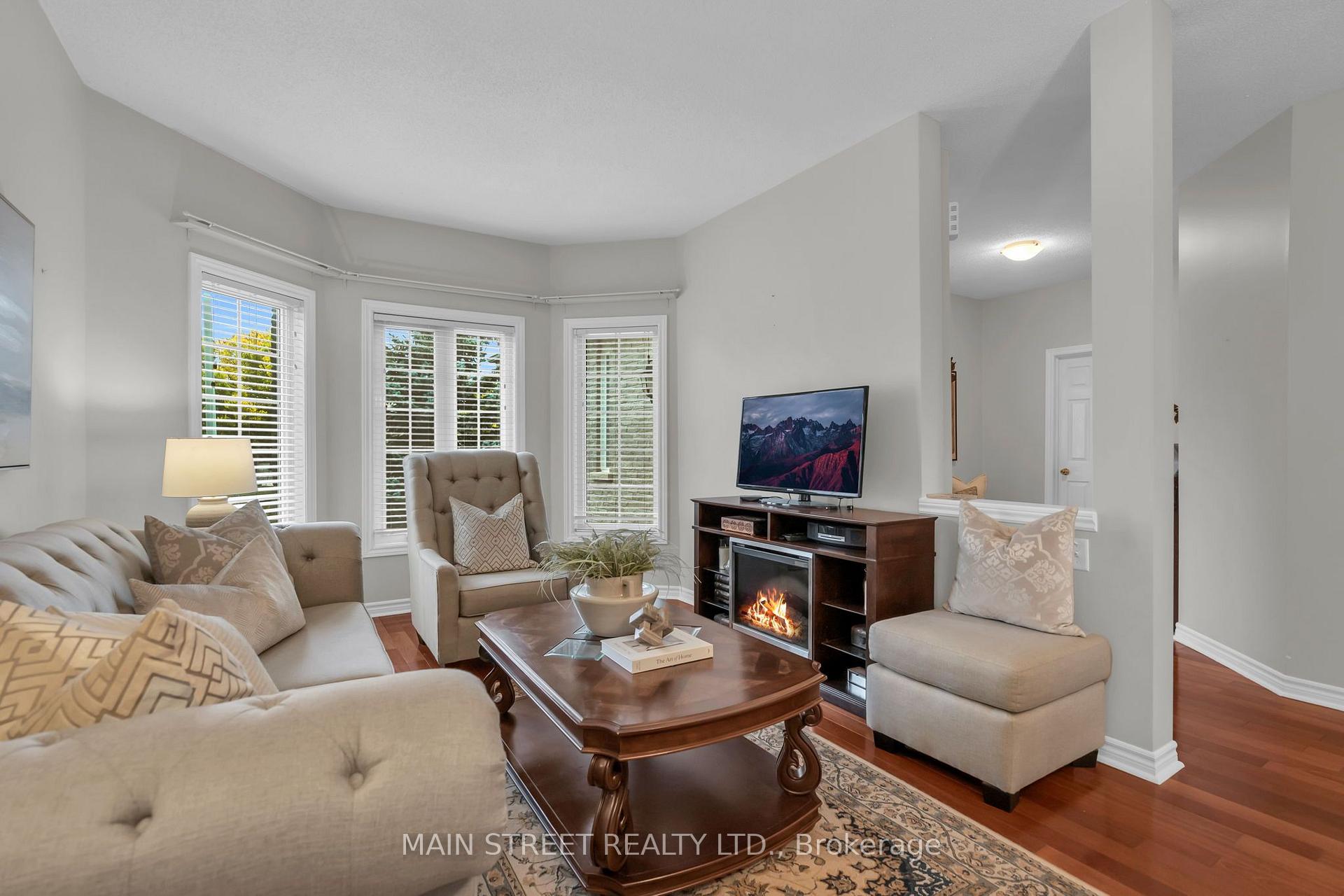 Photo 7 of 27 Max Avenue, Barrie, Painswick South — HOMEH