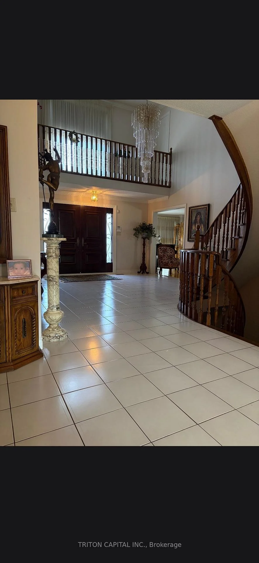 Photo 2 of 30 Columbus Avenue, Vaughan, East Woodbridge — HOMEH