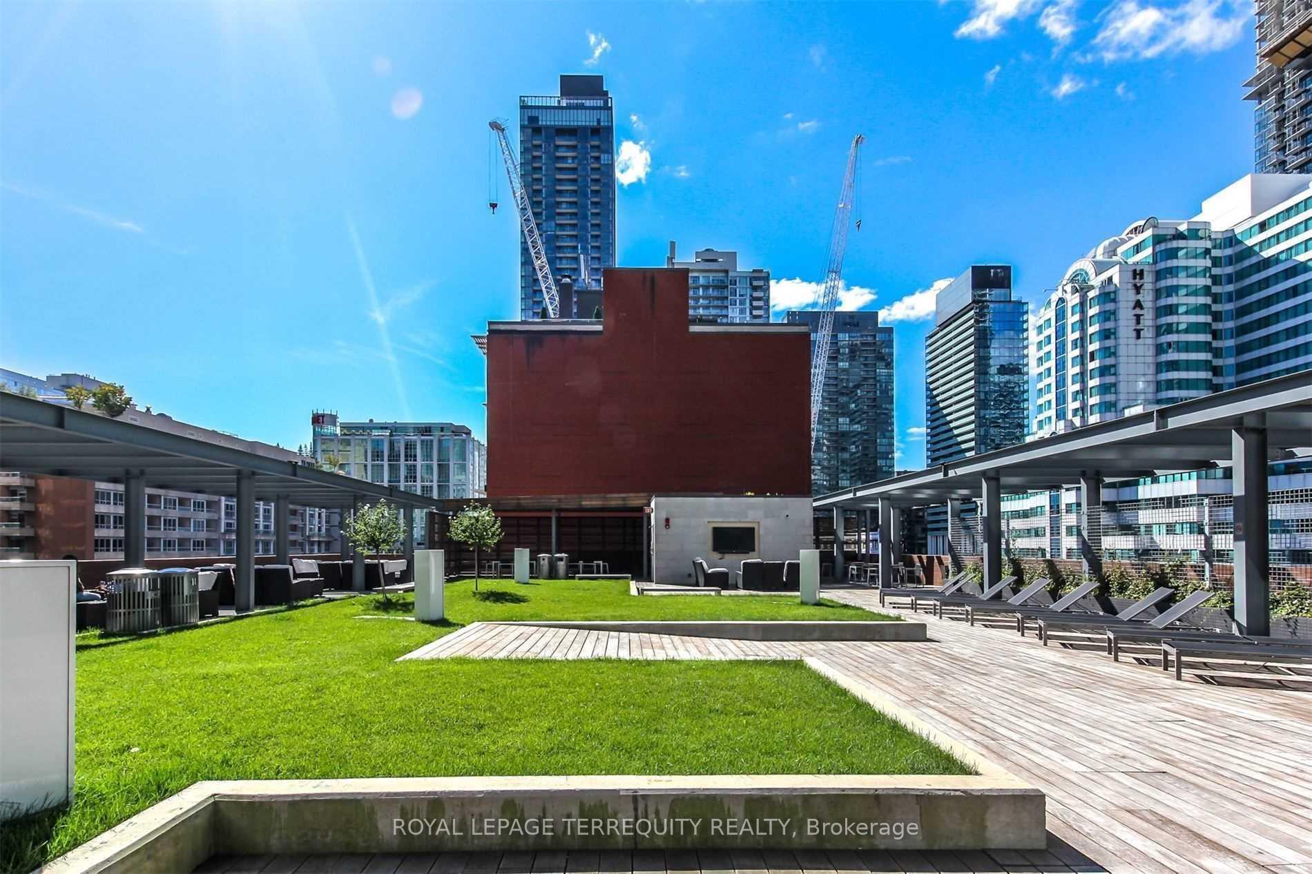 Photo 5 of Unit 3101, 8 Mercer Street, Toronto, Waterfront Communities — HOMEH