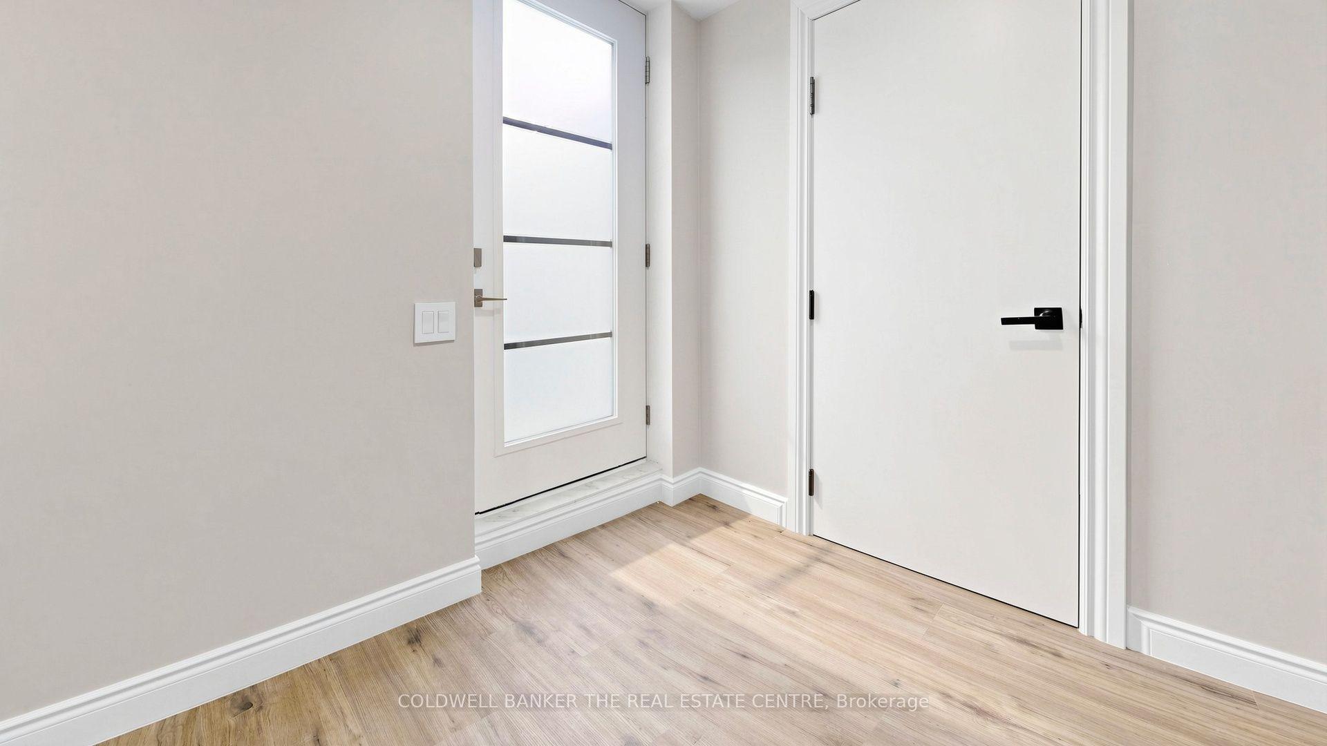 Photo 19 of 6 Mcquarrie Lane, Vaughan, Maple — HOMEH