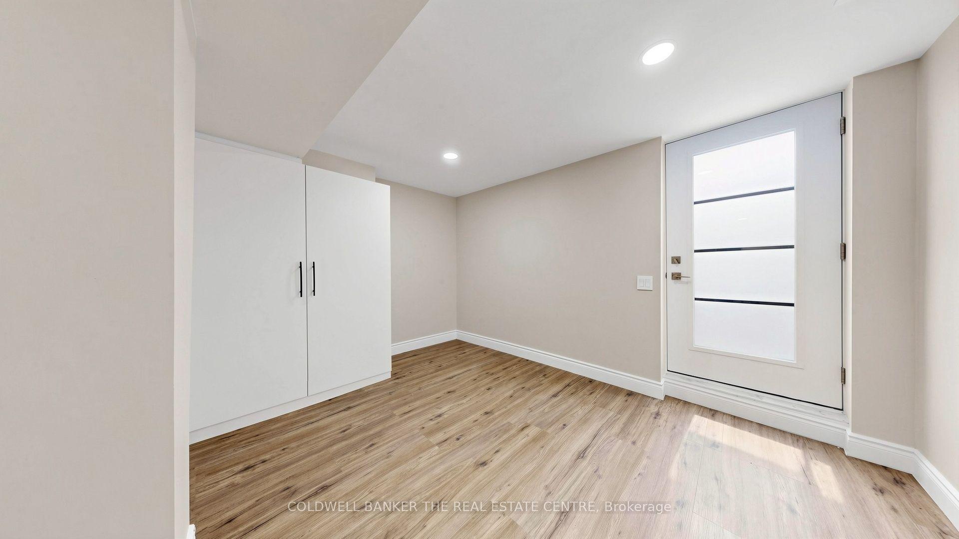 Photo 21 of 6 Mcquarrie Lane, Vaughan, Maple — HOMEH