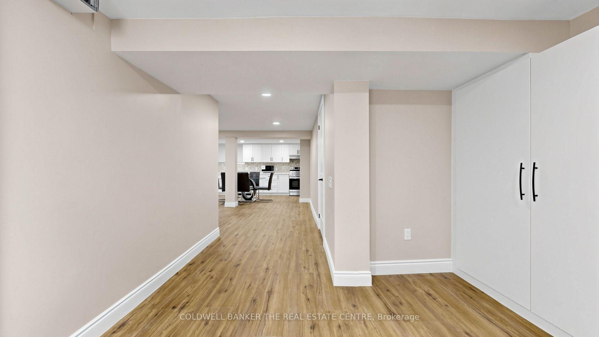 Photo 23 of 6 Mcquarrie Lane, Vaughan, Maple — HOMEH