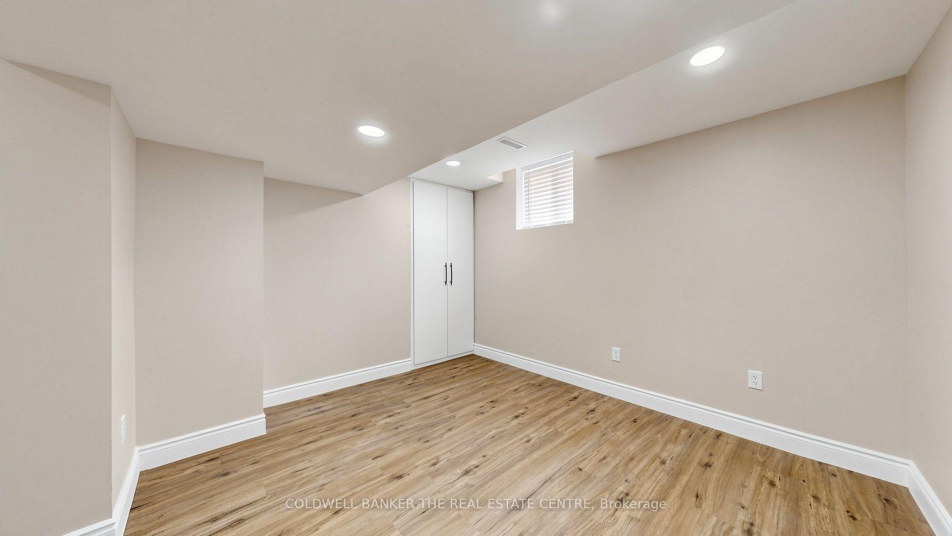 Photo 35 of 6 Mcquarrie Lane, Vaughan, Maple — HOMEH