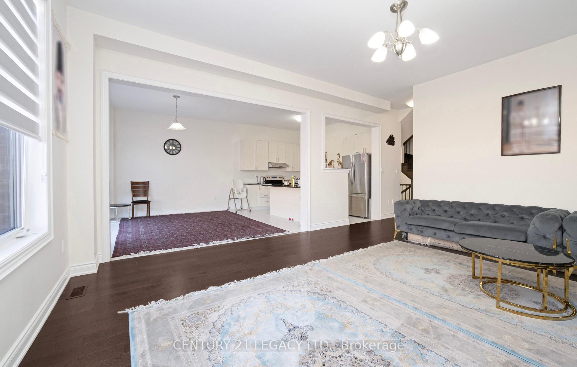 Photo 10 of 21 Olerud Drive, Whitby, Rural Whitby — HOMEH