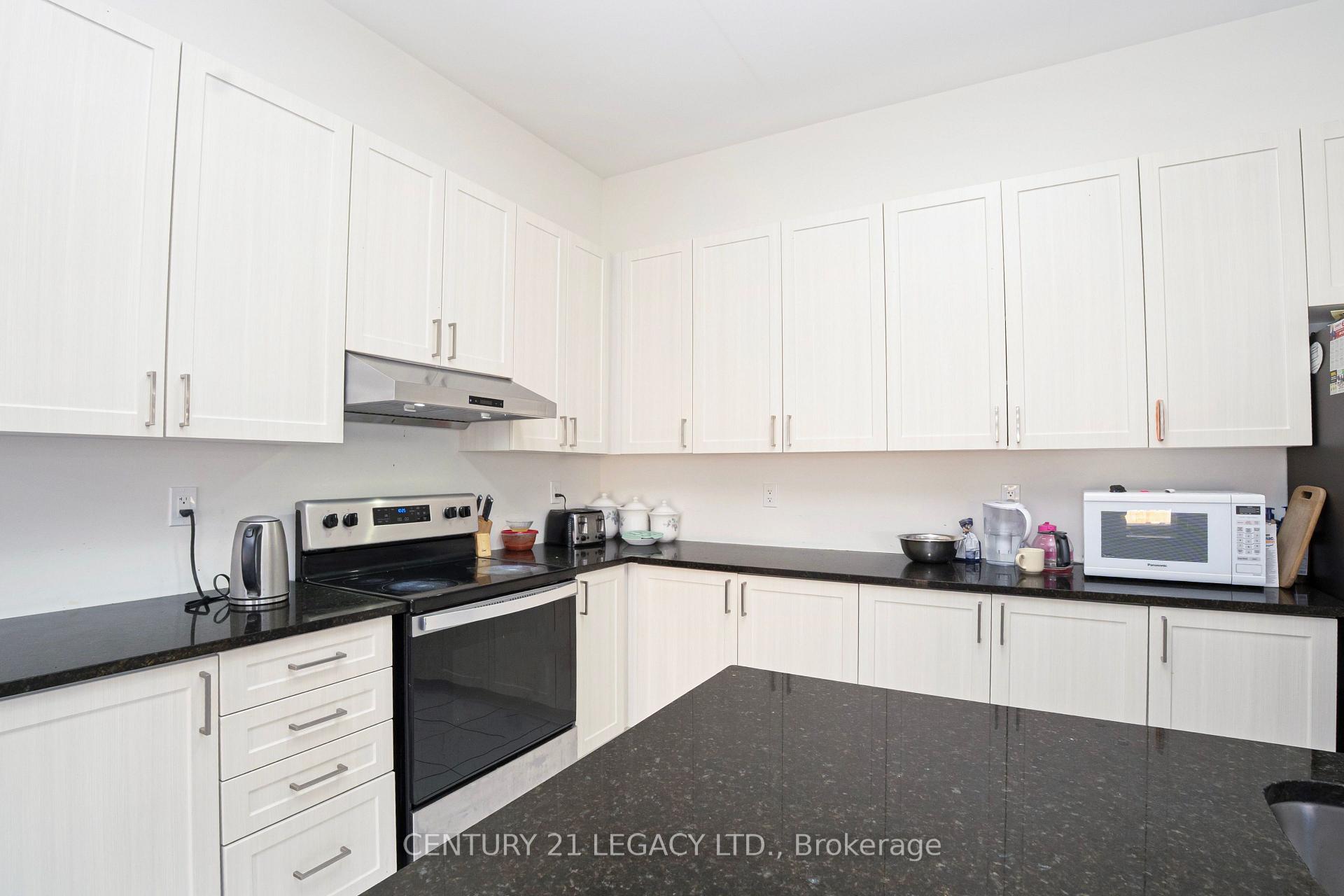 Photo 16 of 21 Olerud Drive, Whitby, Rural Whitby — HOMEH