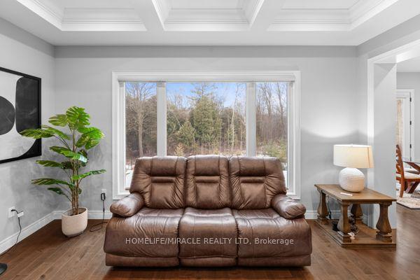 Photo 11 of 147 Ambrous Crescent, Guelph, Kortright East — HOMEH